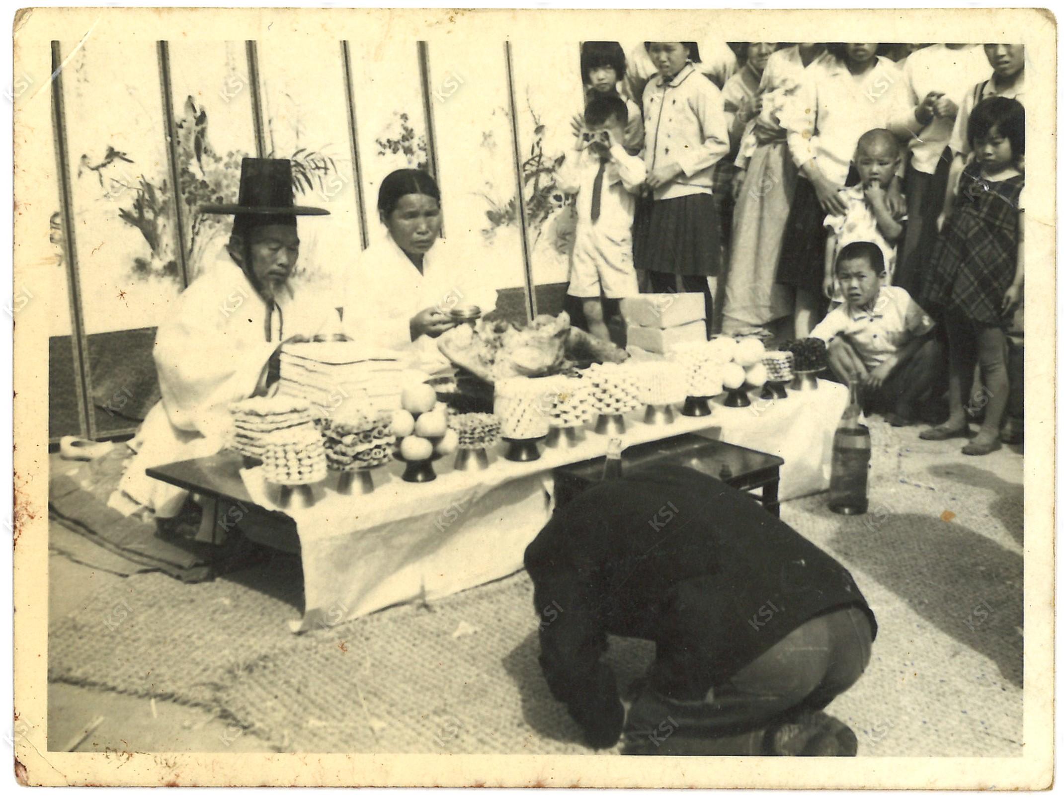 1970년 이동해 어르신 아버지 환갑잔치