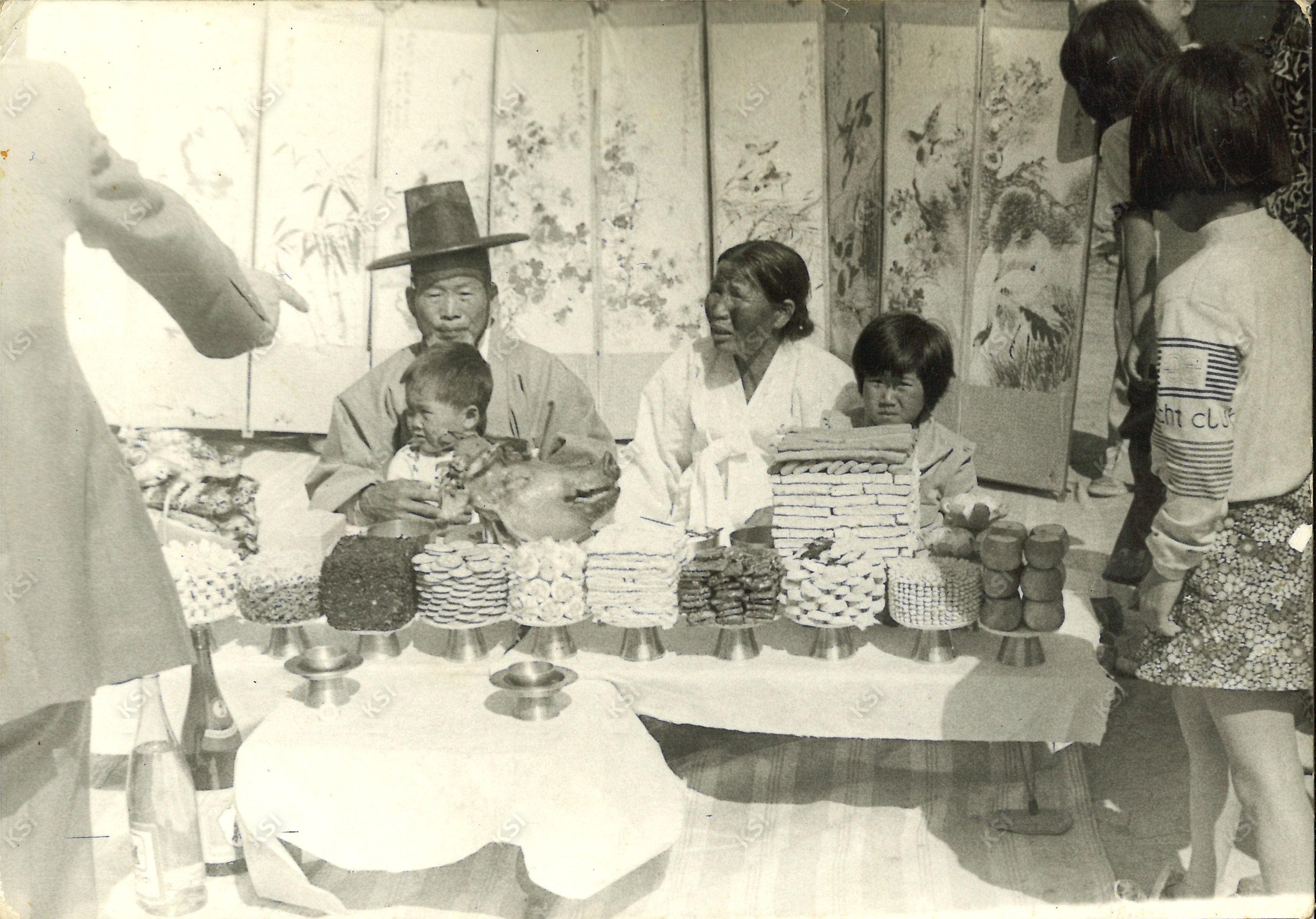 1974년 이동해 어르신 어머님 환갑