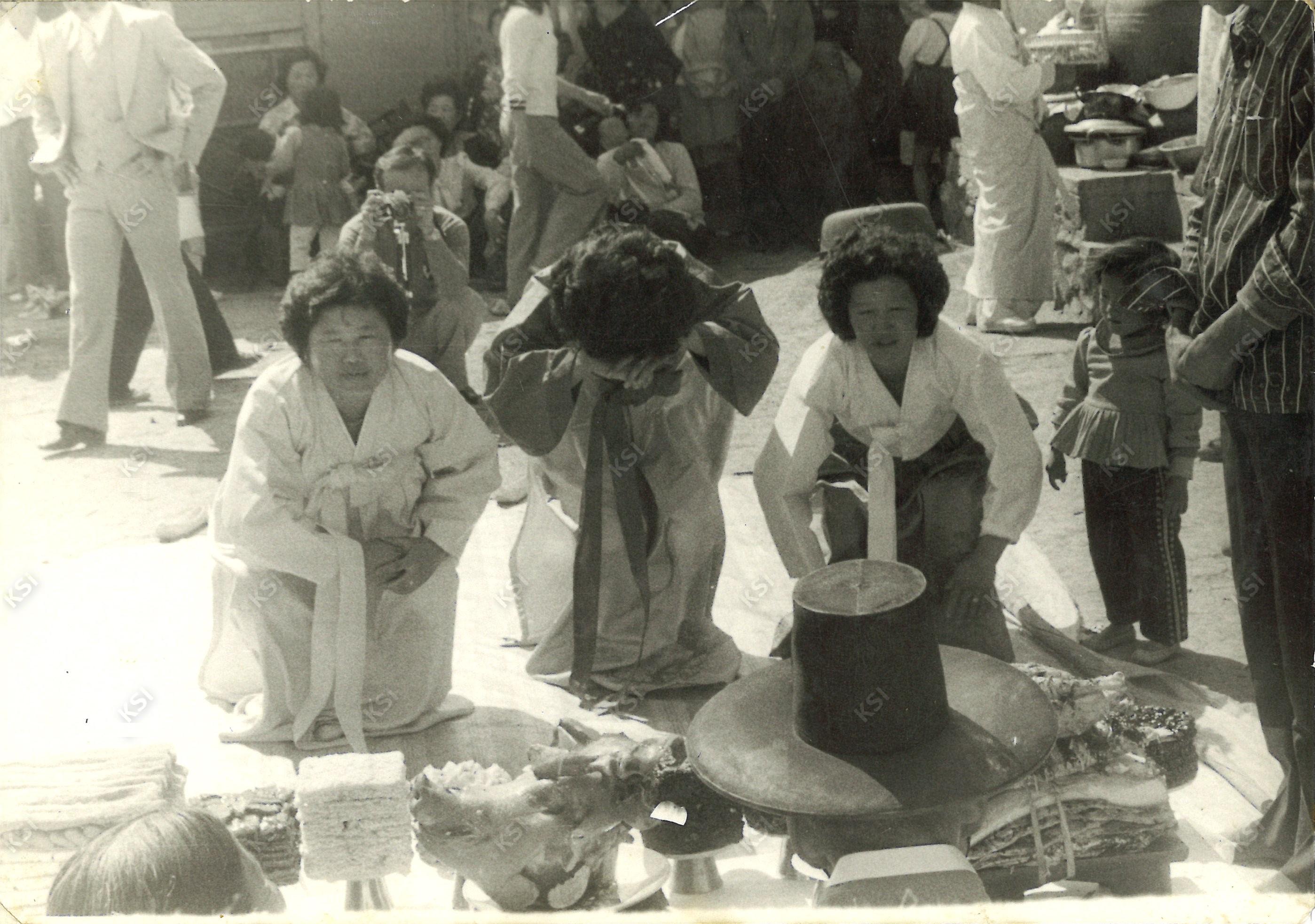 1974년 이동해 어르신 어머님 환갑