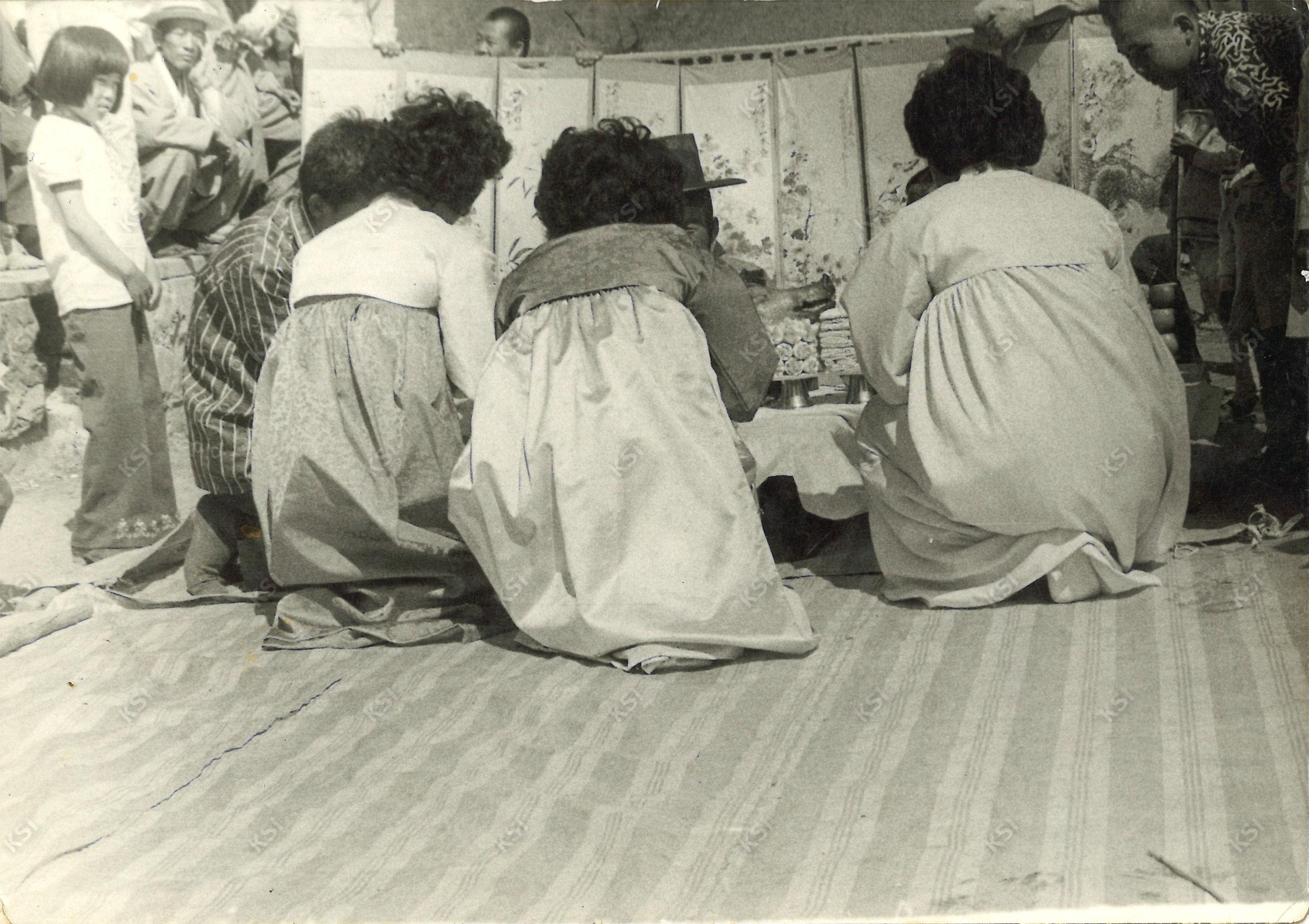 1974년 이동해 어르신 어머님 환갑