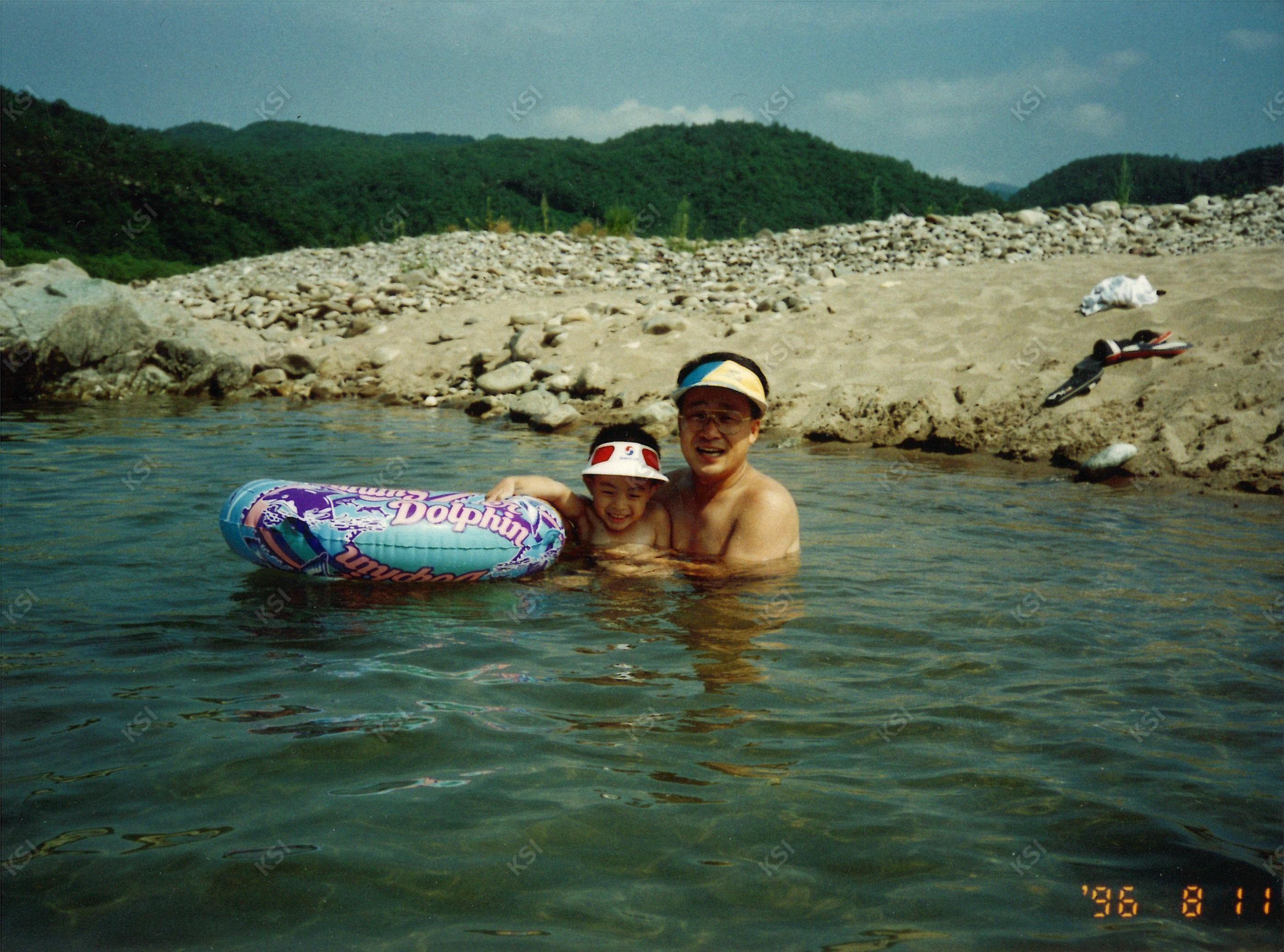 1996년 내살미 첫째 아들과 손자