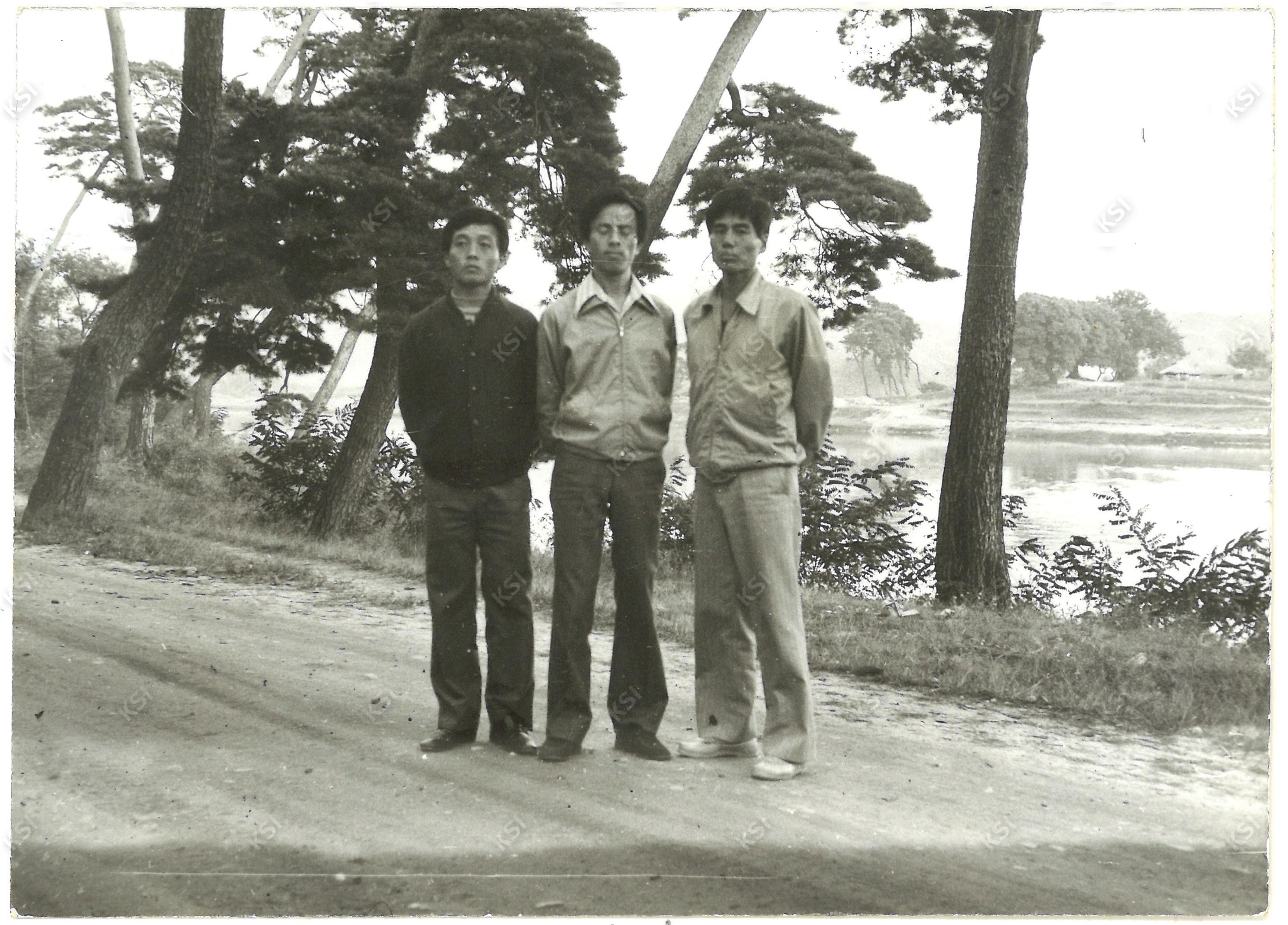 1975년 부포리 도산서원 진입로