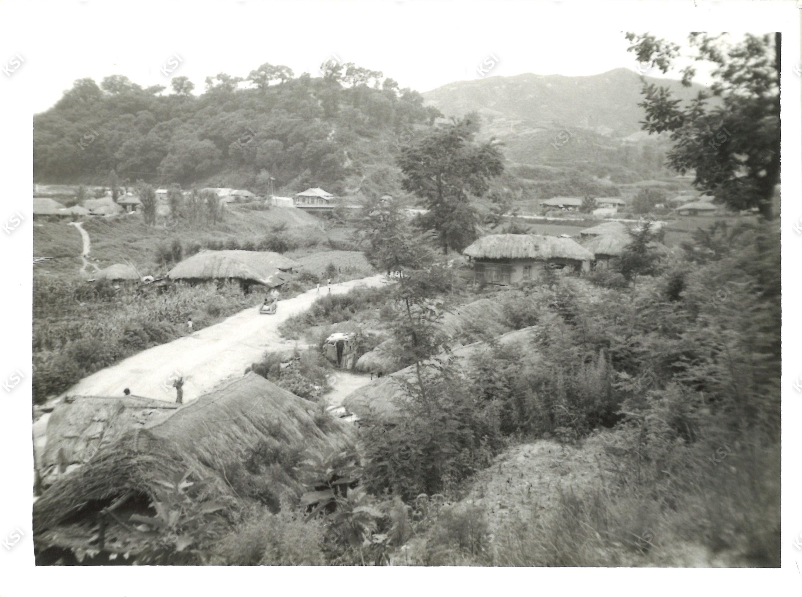 1970년대 중반 구 예안 동부동 새촌마을