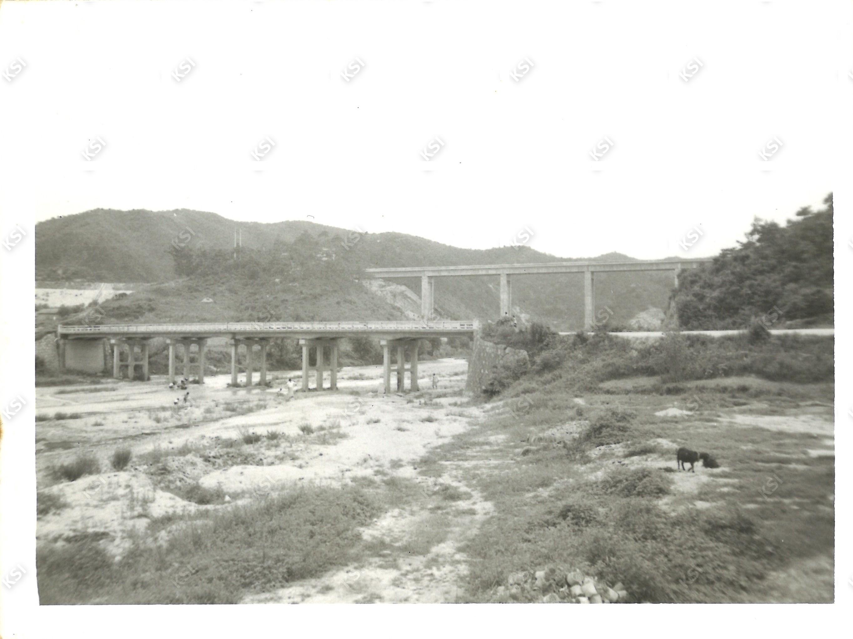 1970년대 중반 서부동 예안 역거랑 신/구다리