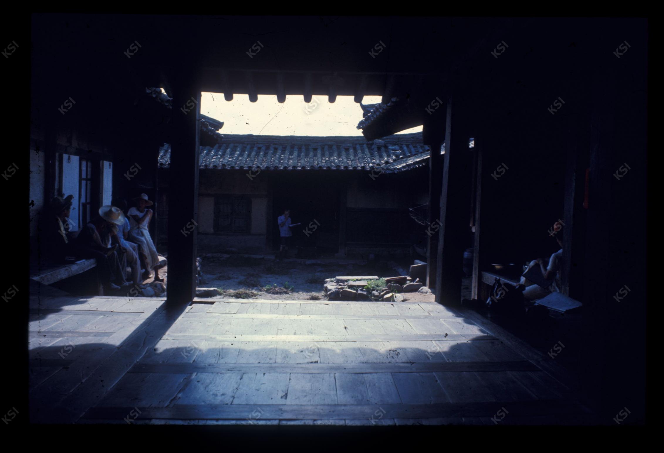 1975년 의촌 번남