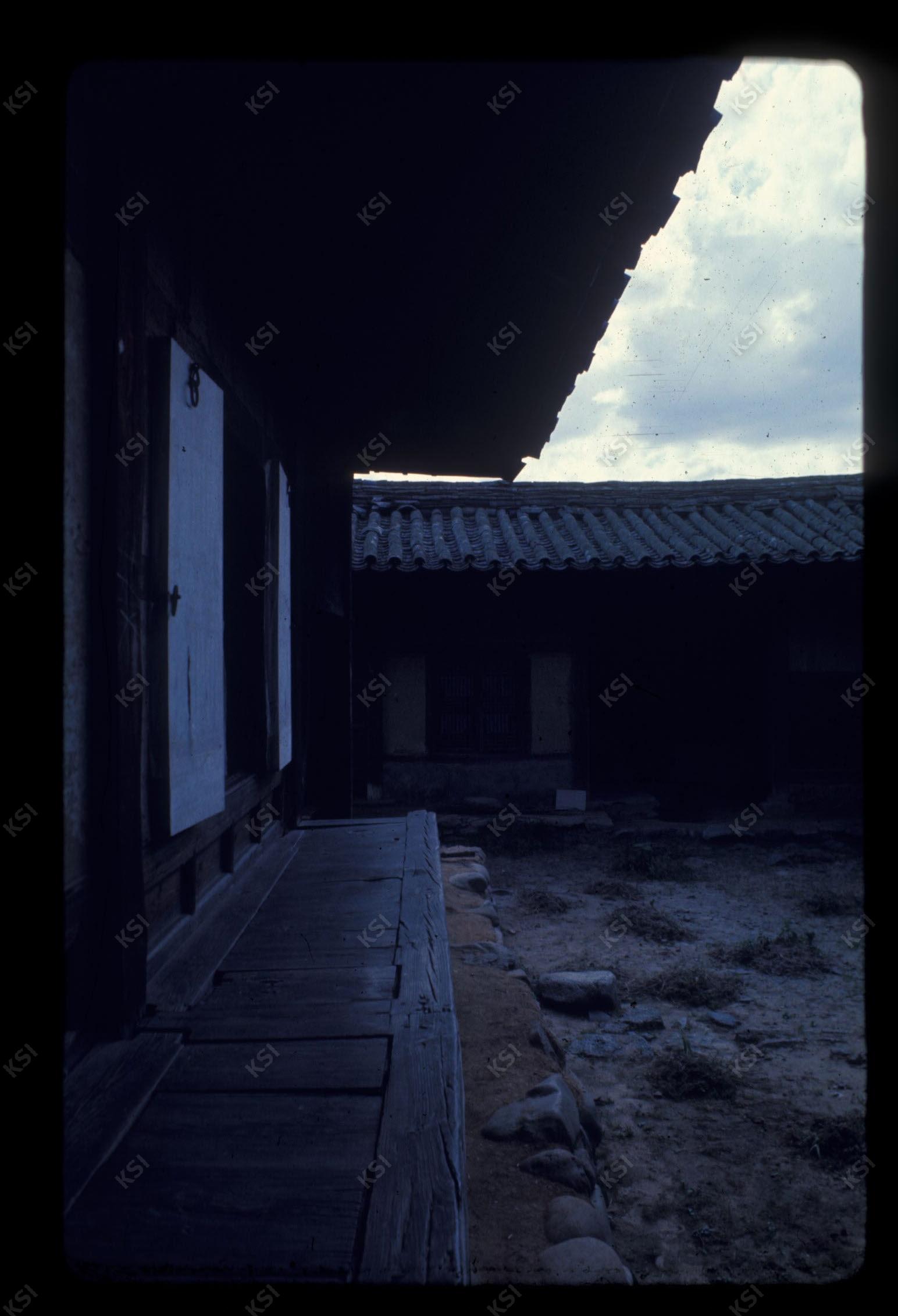1975년 의촌 번남