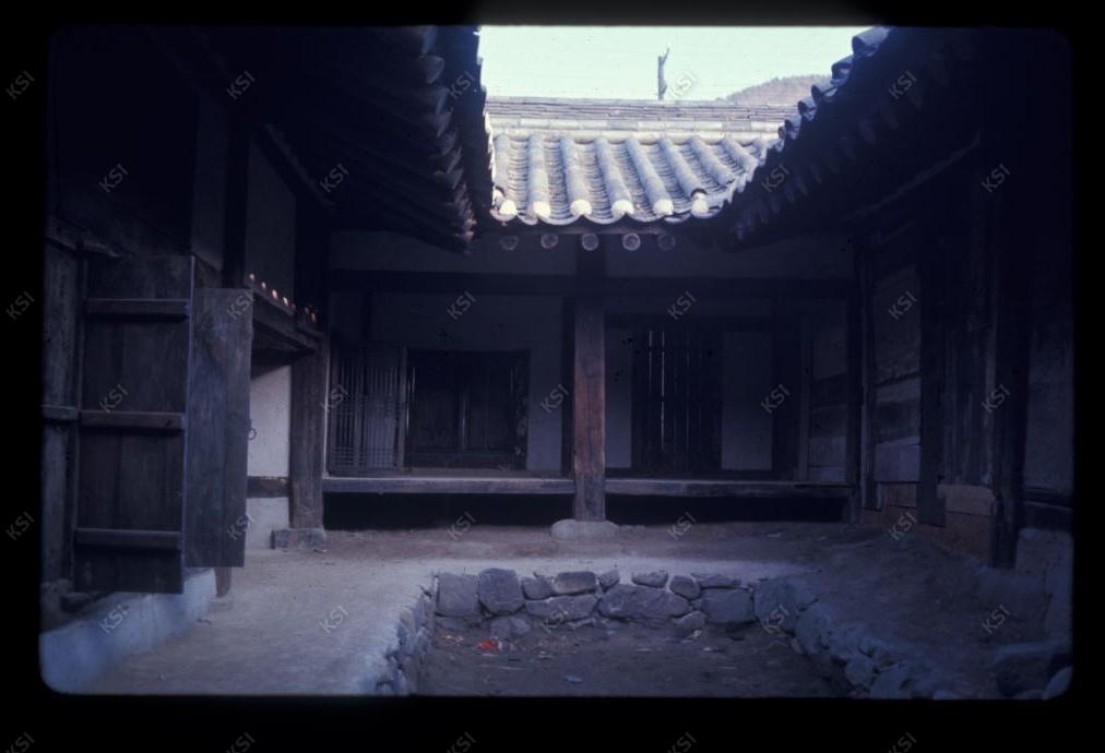 1975년 의인