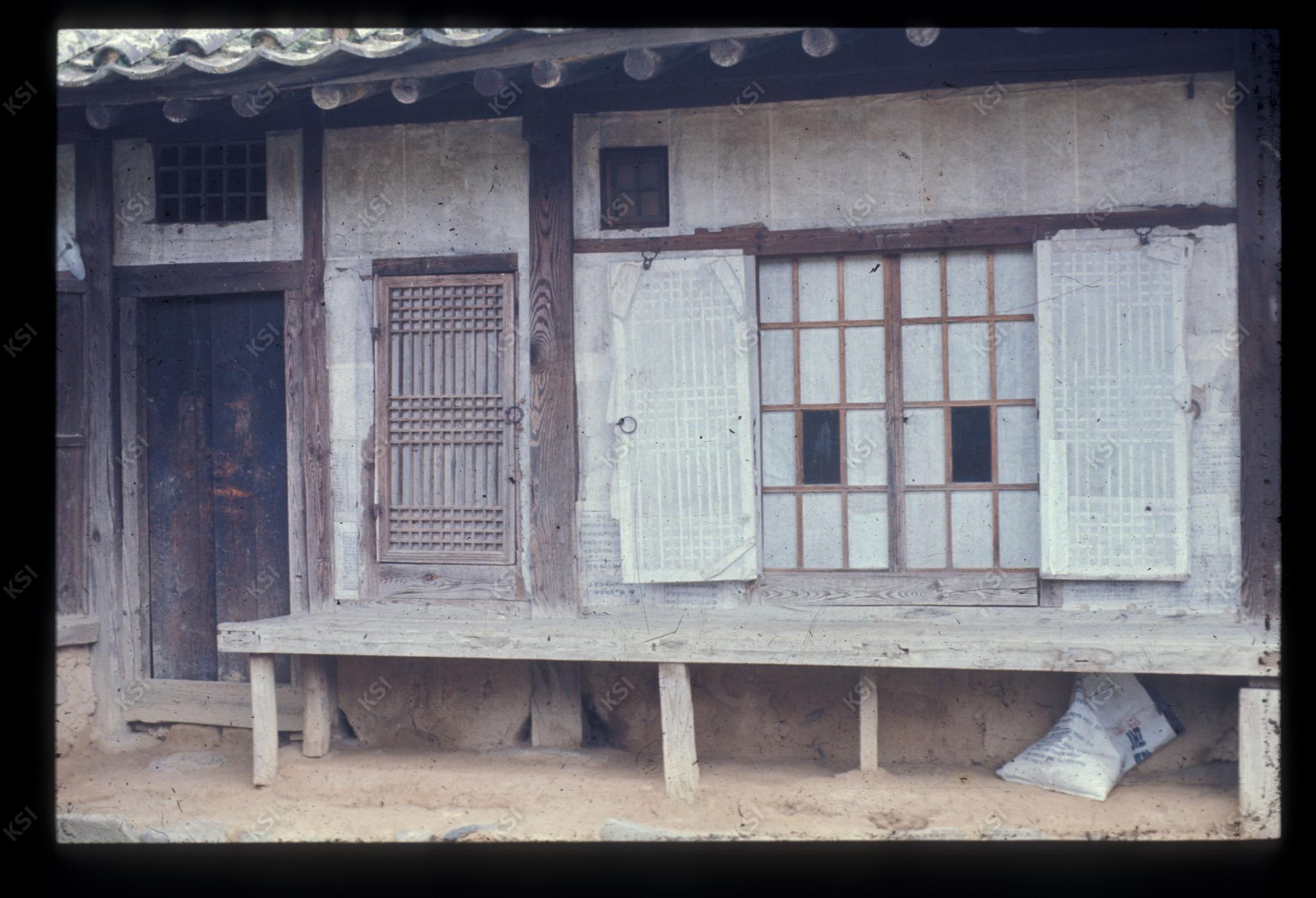 1975년 의인