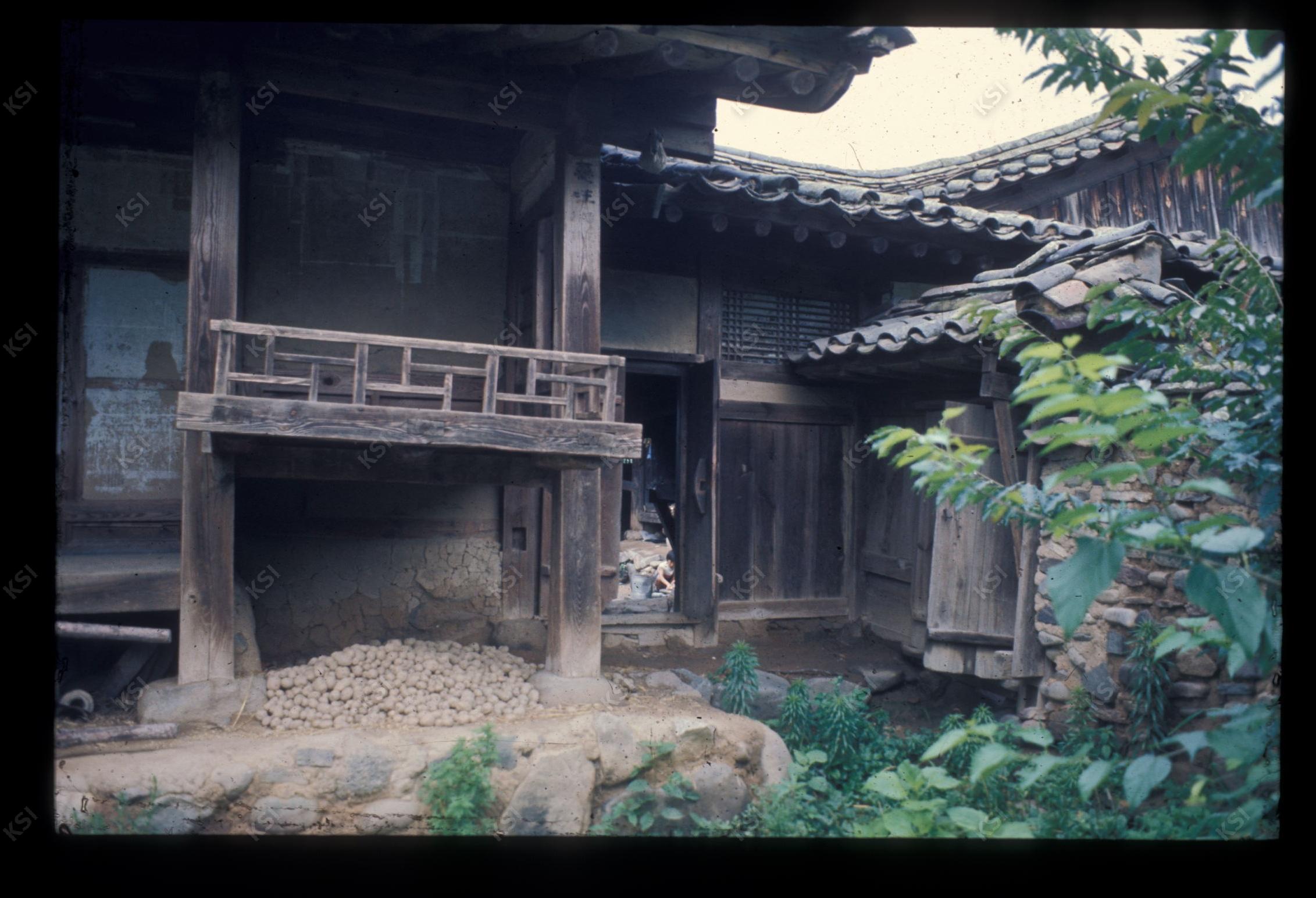 1975년 의인