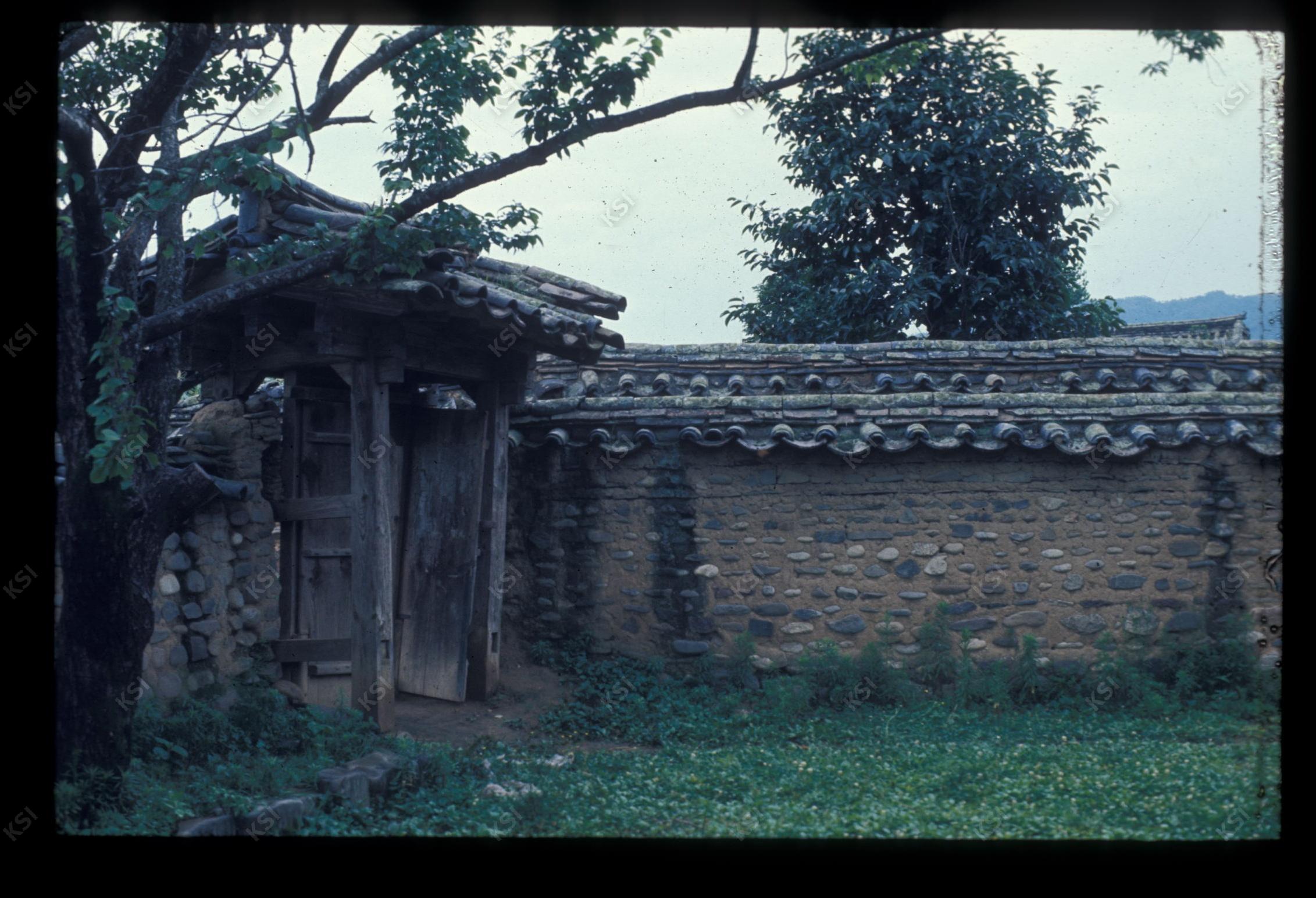 1975년 의인