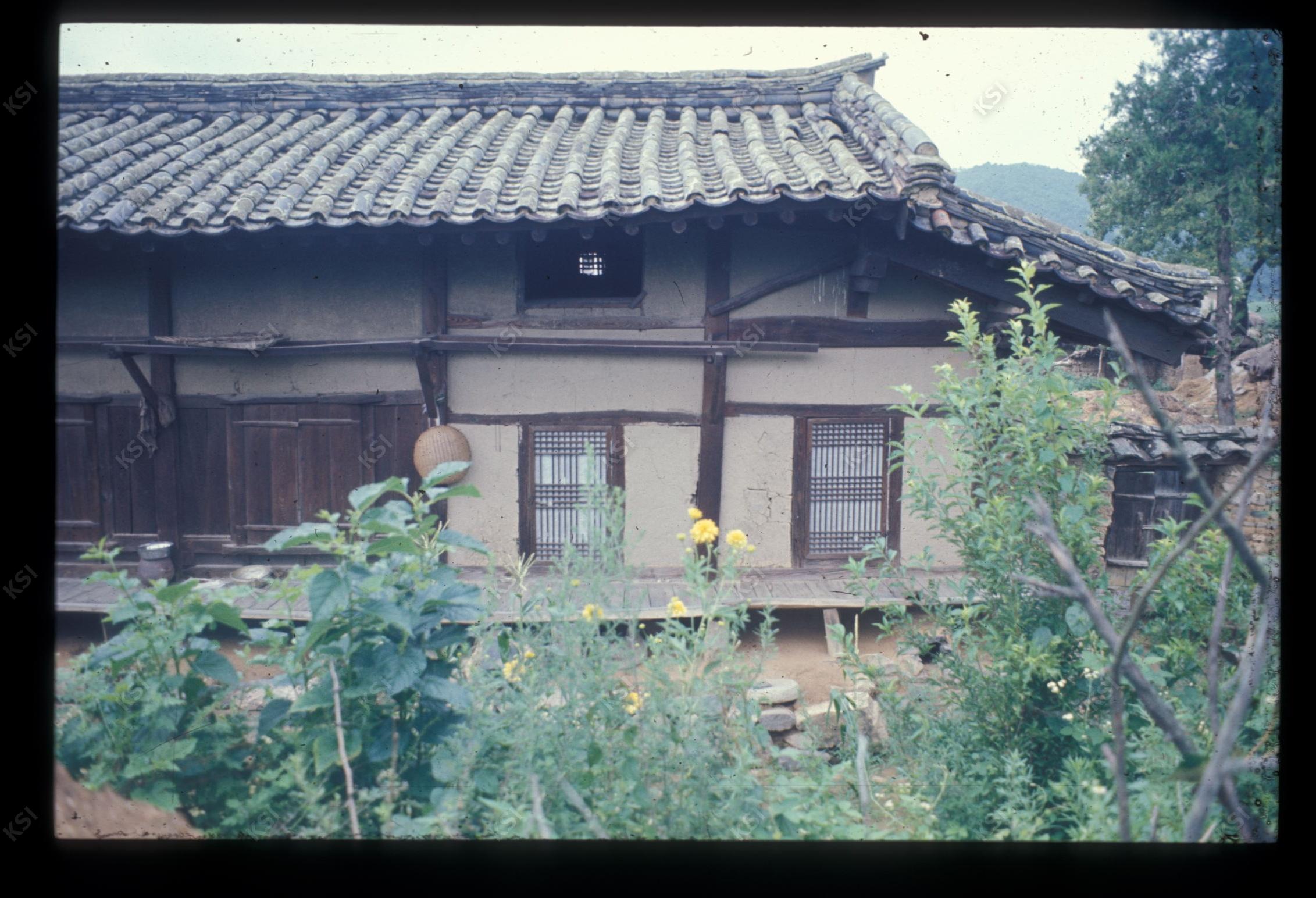 1975년 의인