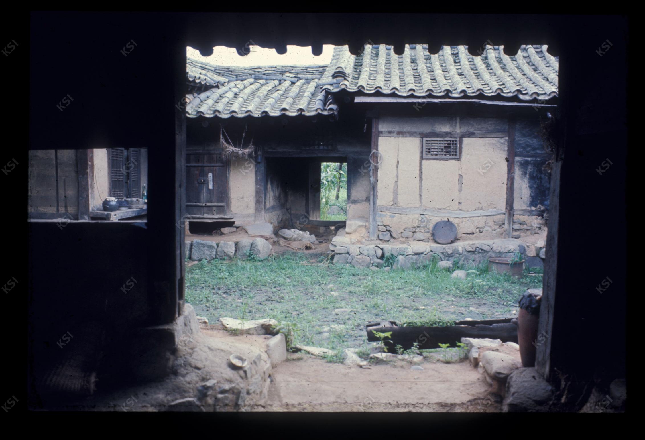 1975년 의인
