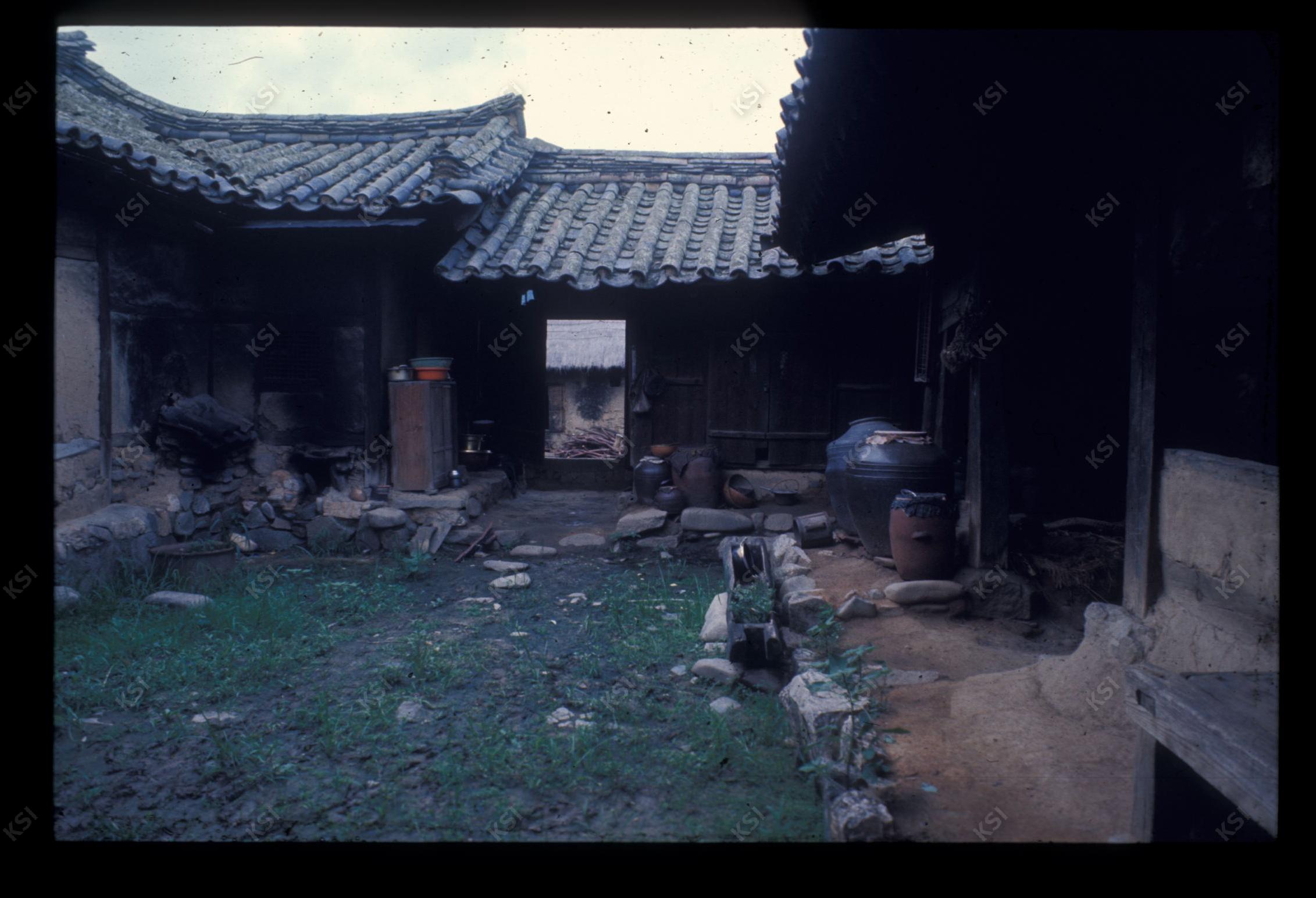 1975년 의인