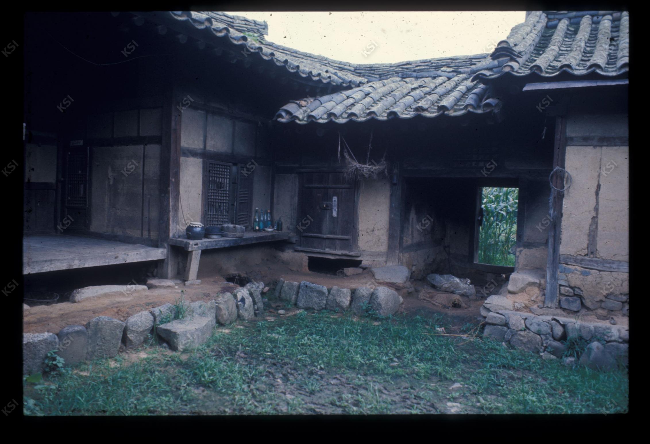 1975년 의인