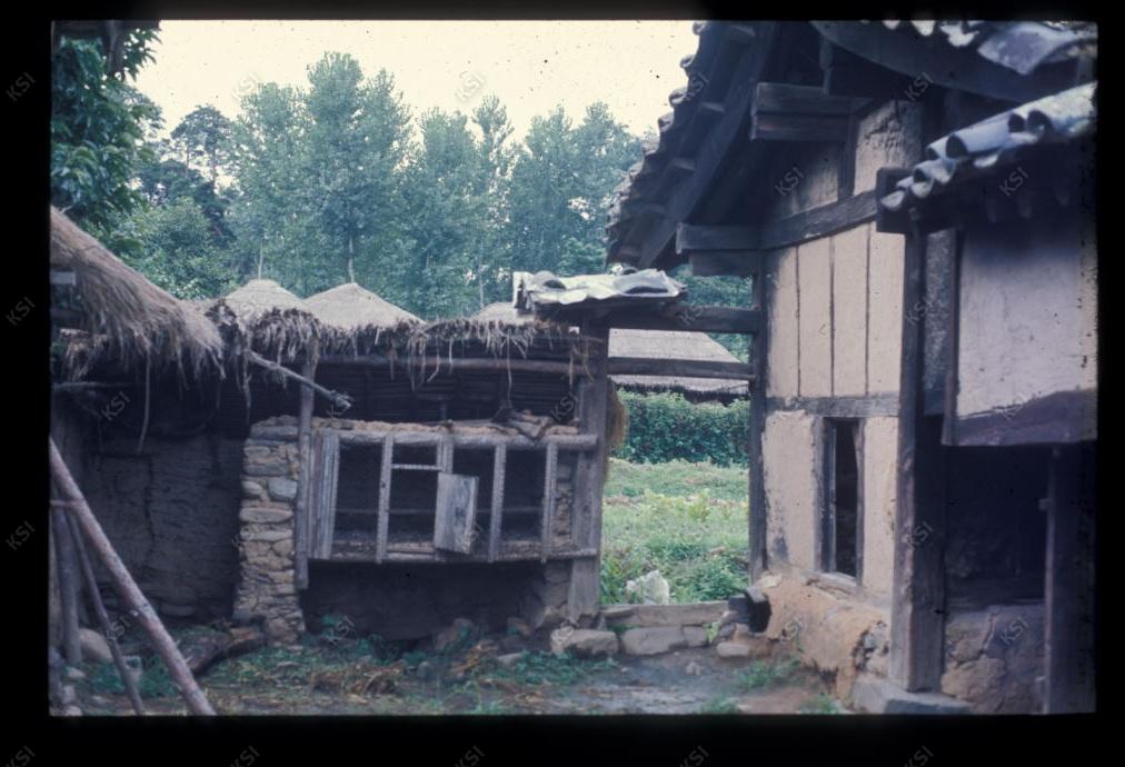 1975년 의촌 청안댁(은졸재)