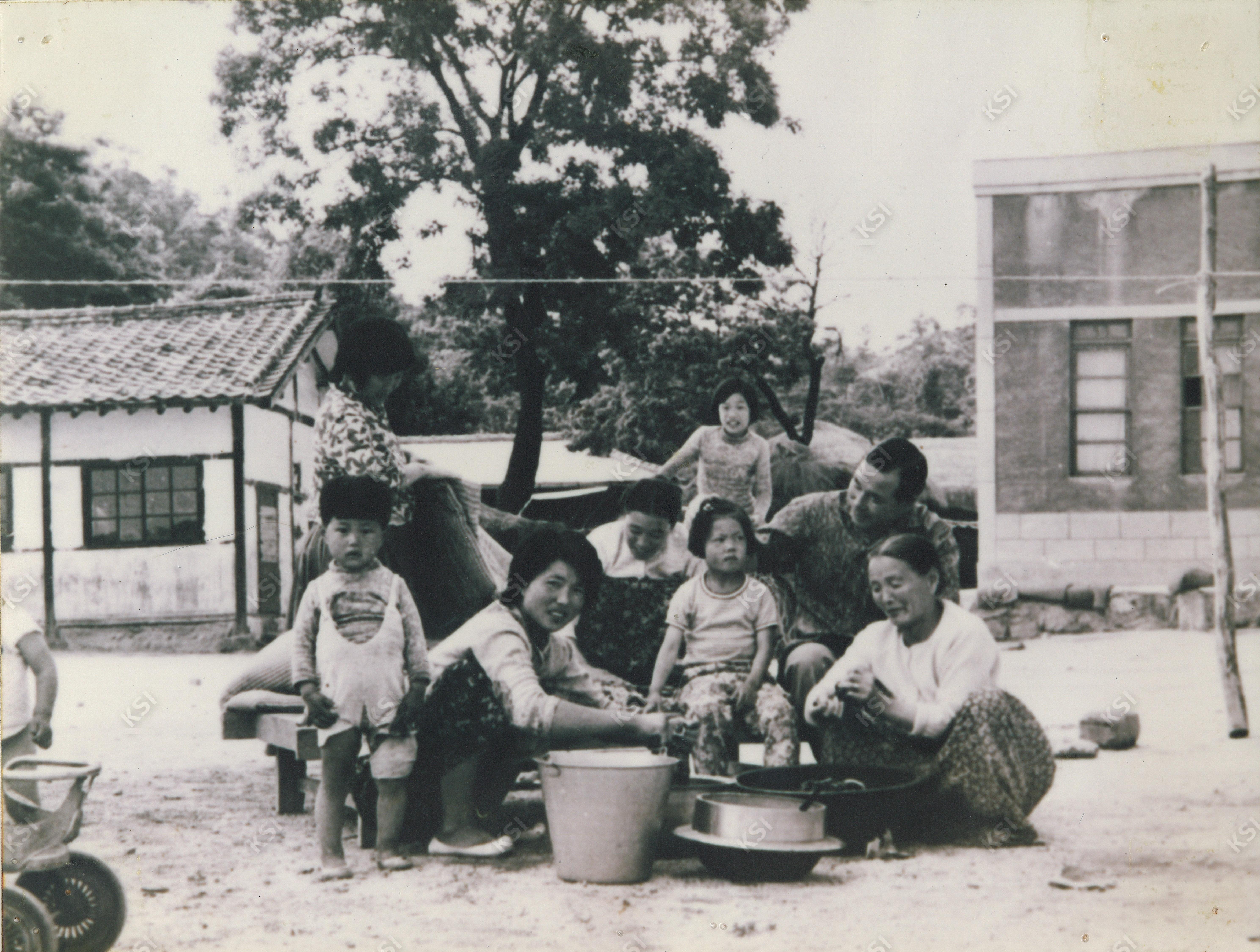 1970년대 수몰 전 예안교회