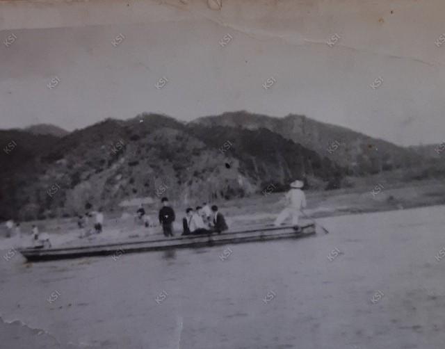 1969년 동부리 나룻배