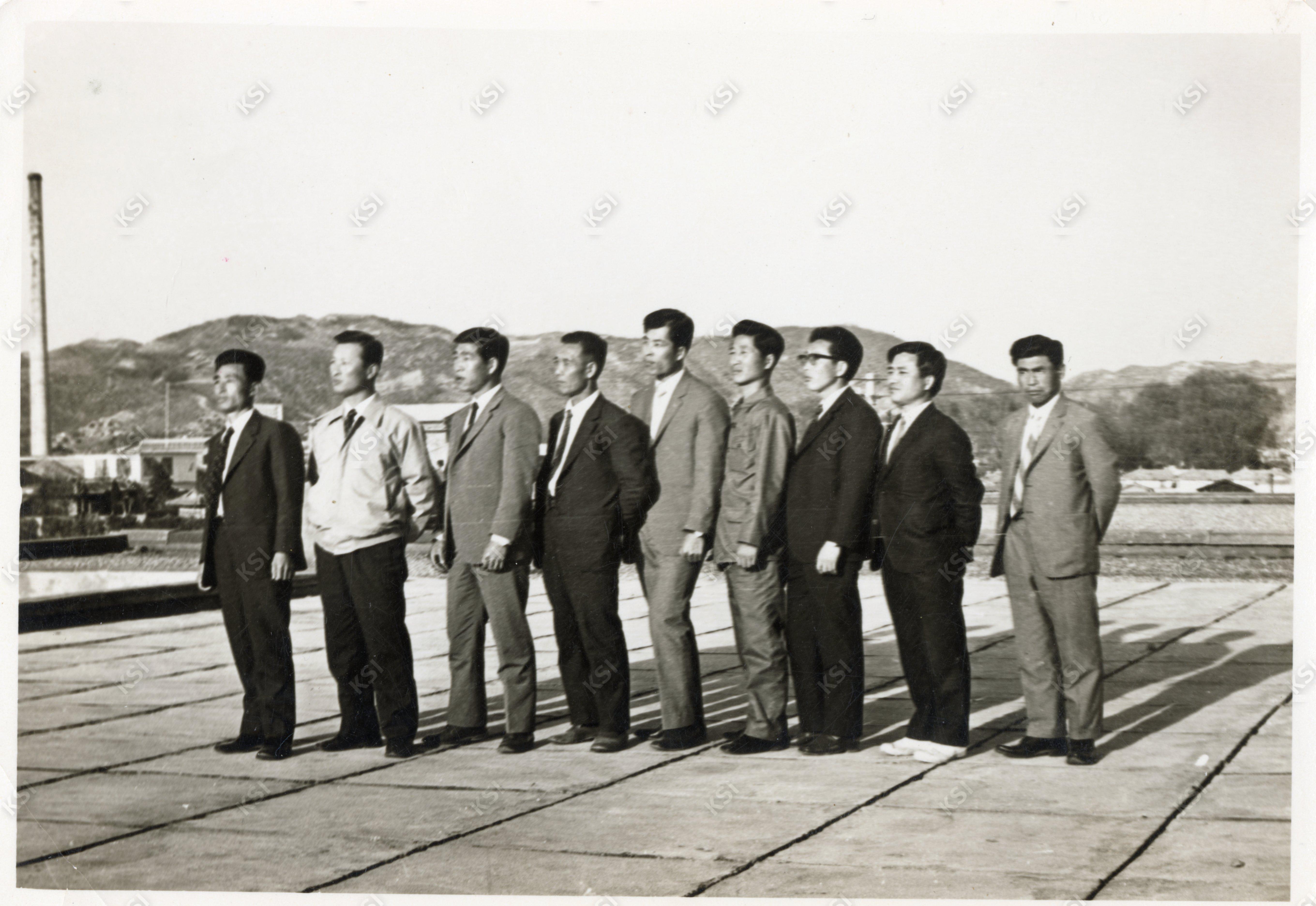 1971년 안동연료공장 옥상에서