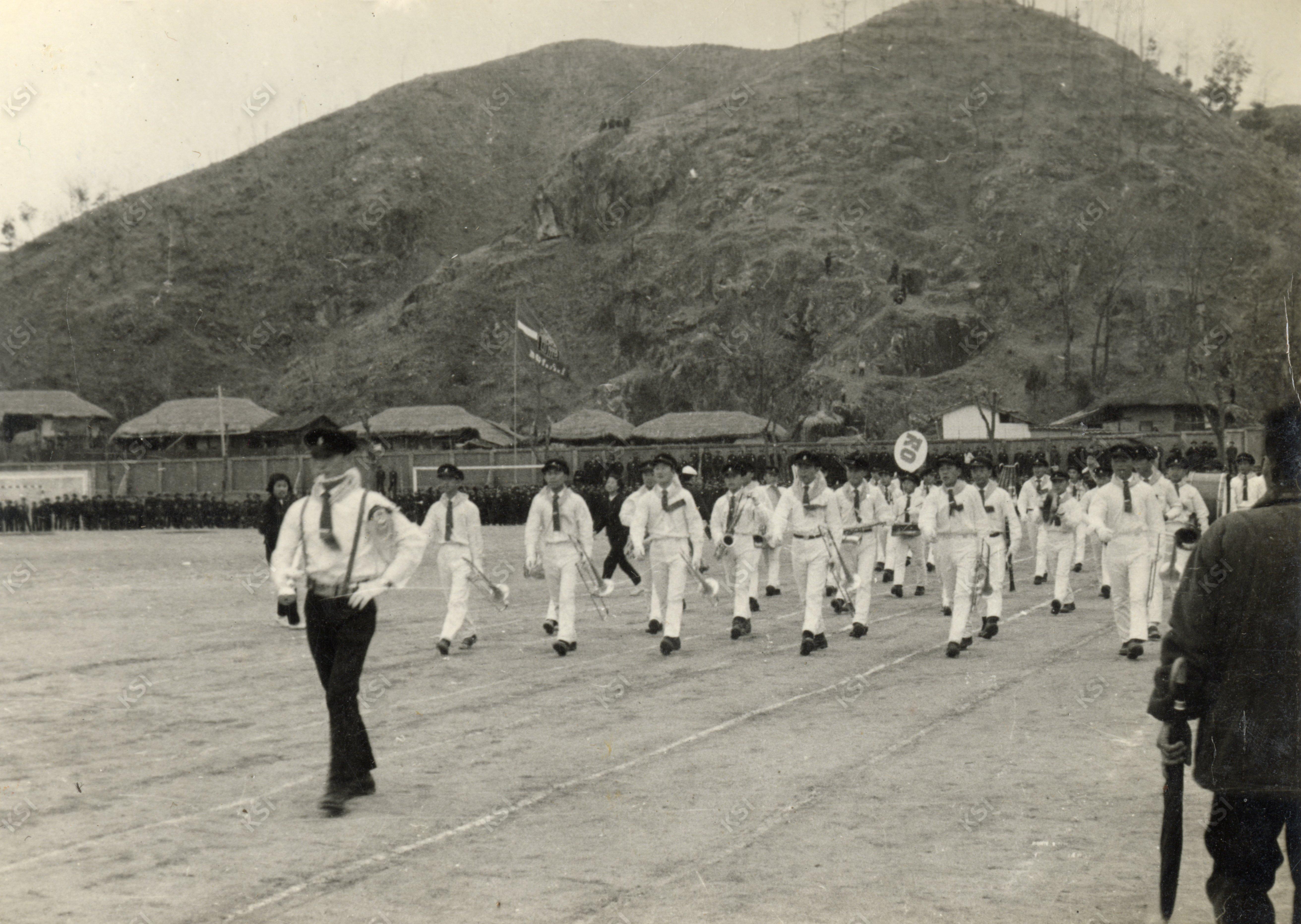 1966년 제13회 안동시민체육대회 中 경안고등학교 악대부 안동중학교 입성