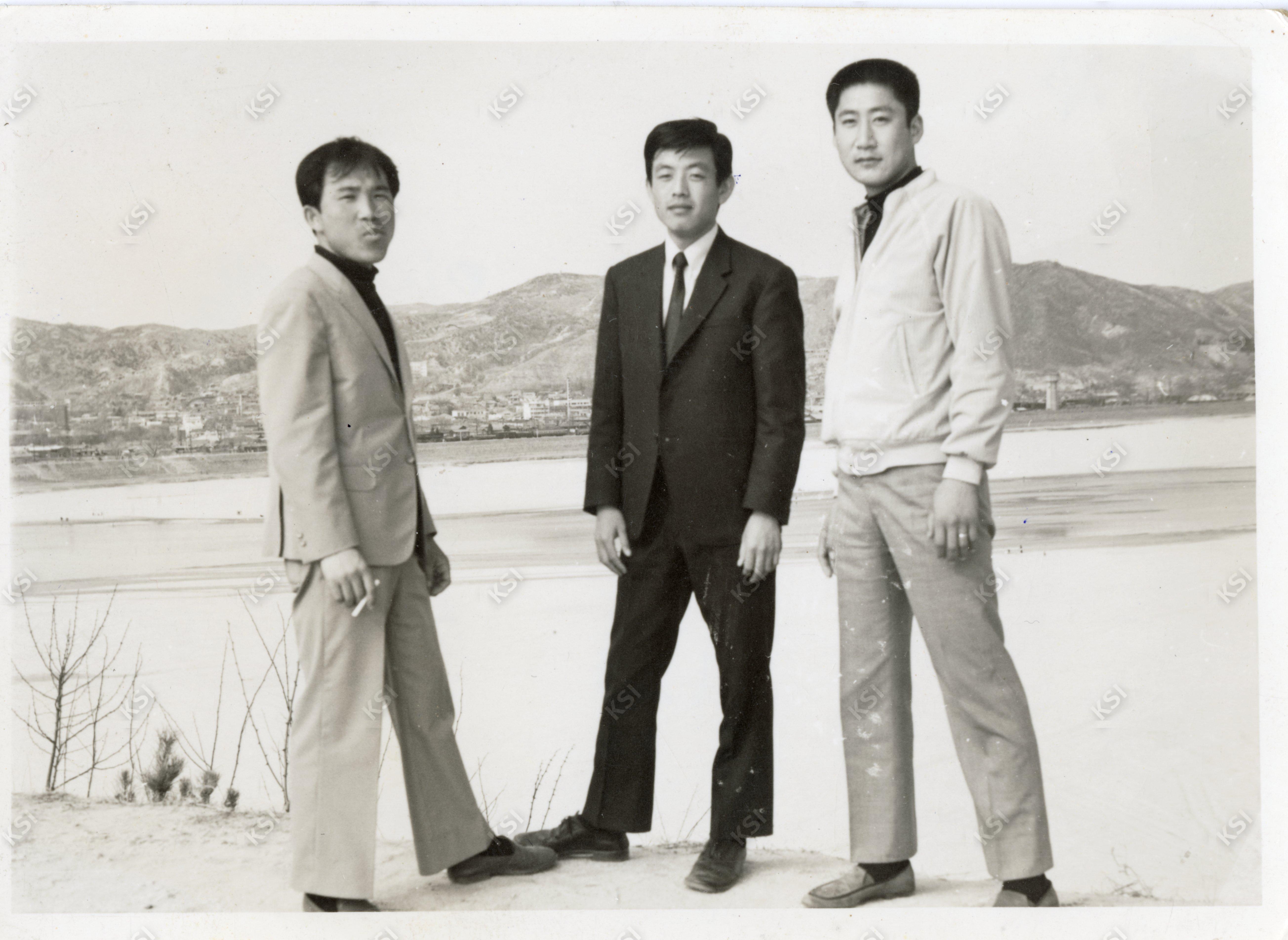 1968년경 친구들과
