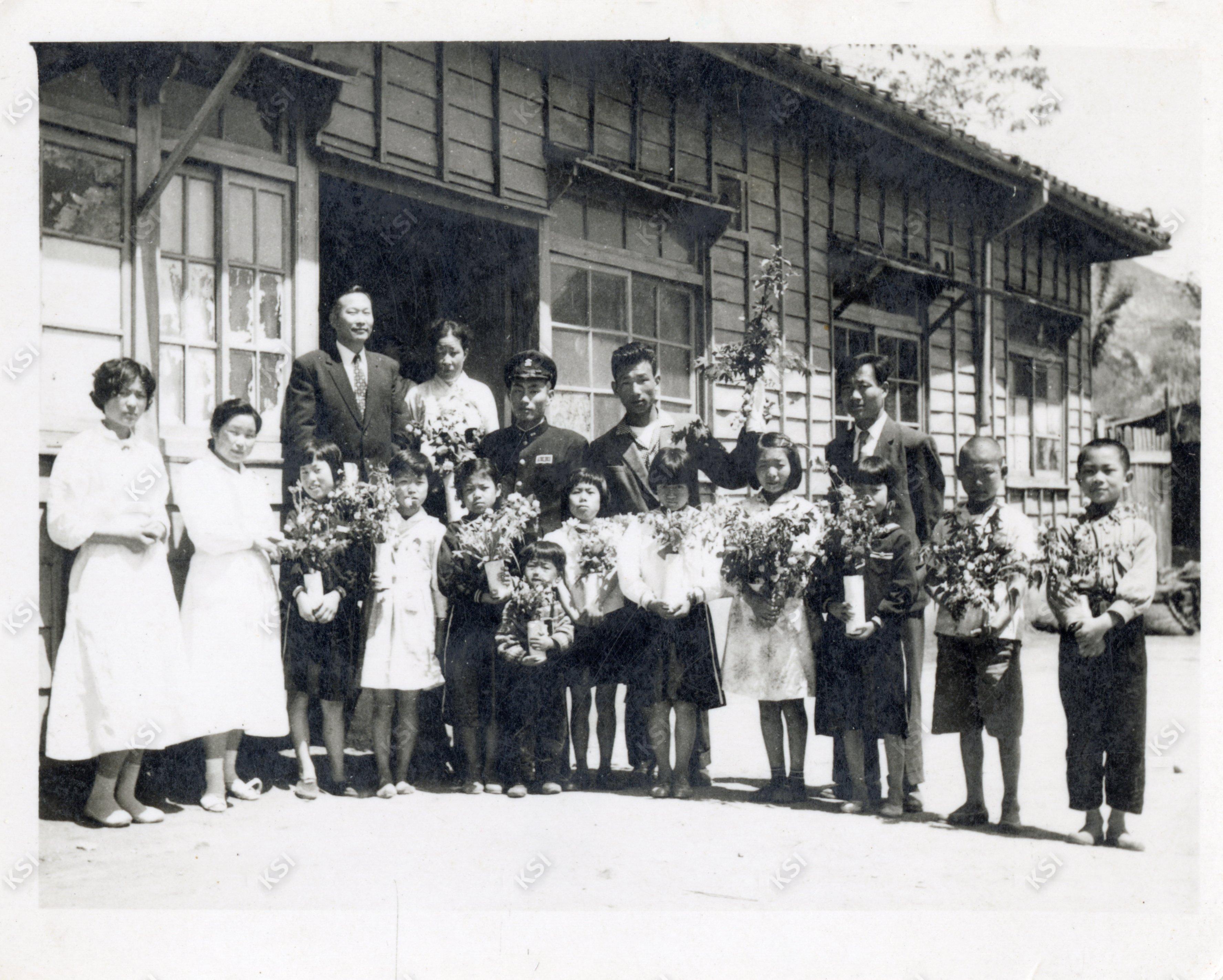 1957년 5월 꽃주일에 안동도립병원 입원실에서