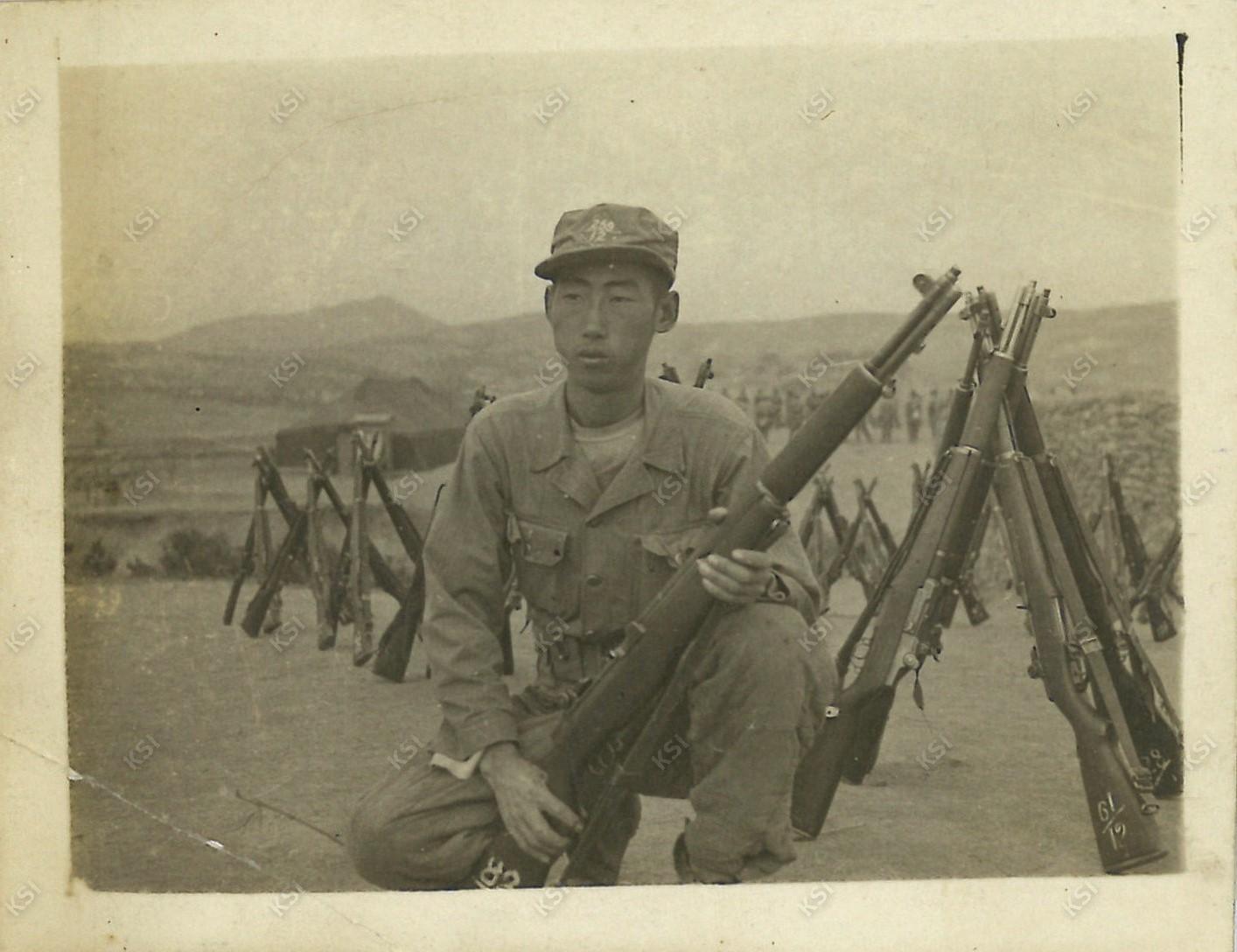 1955년 11월 12일 아주버님 군대 시절