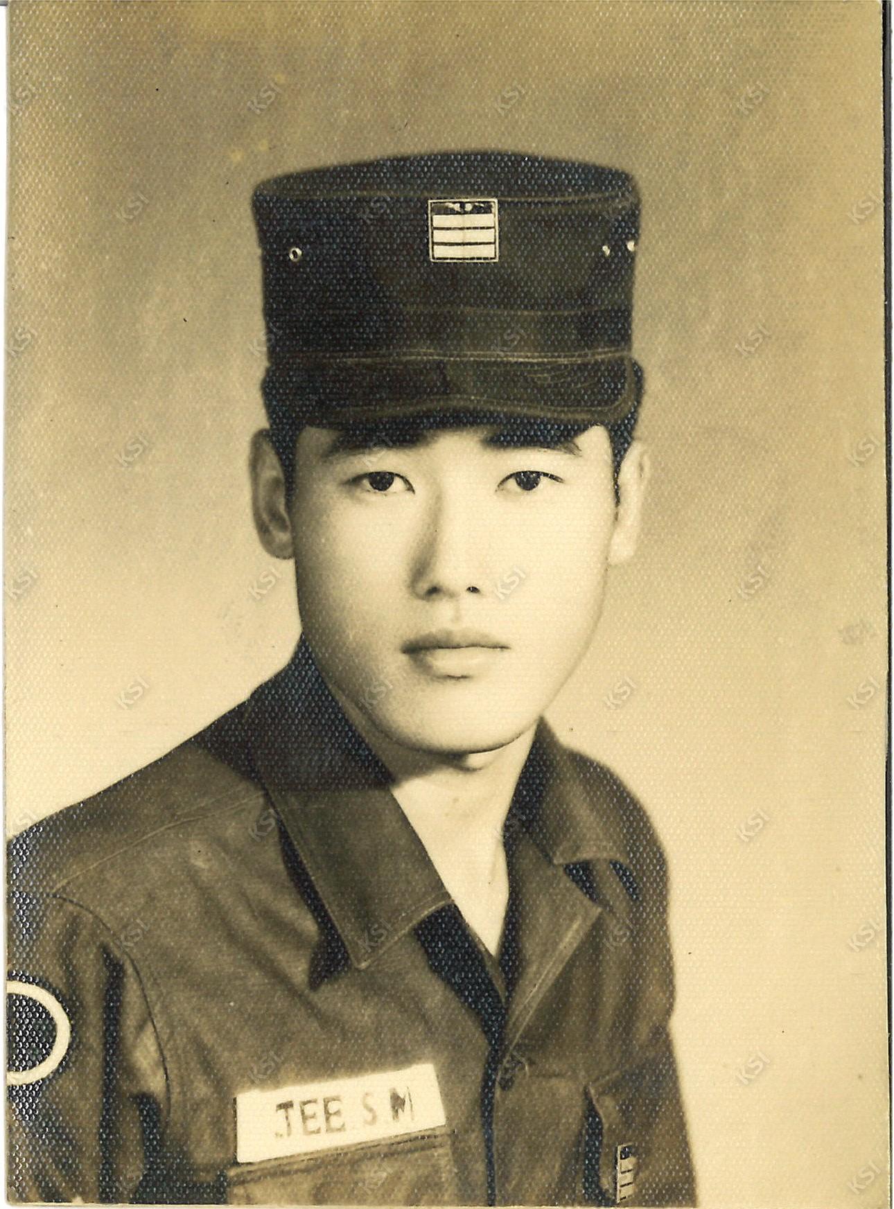 남편 군인시절 독사진