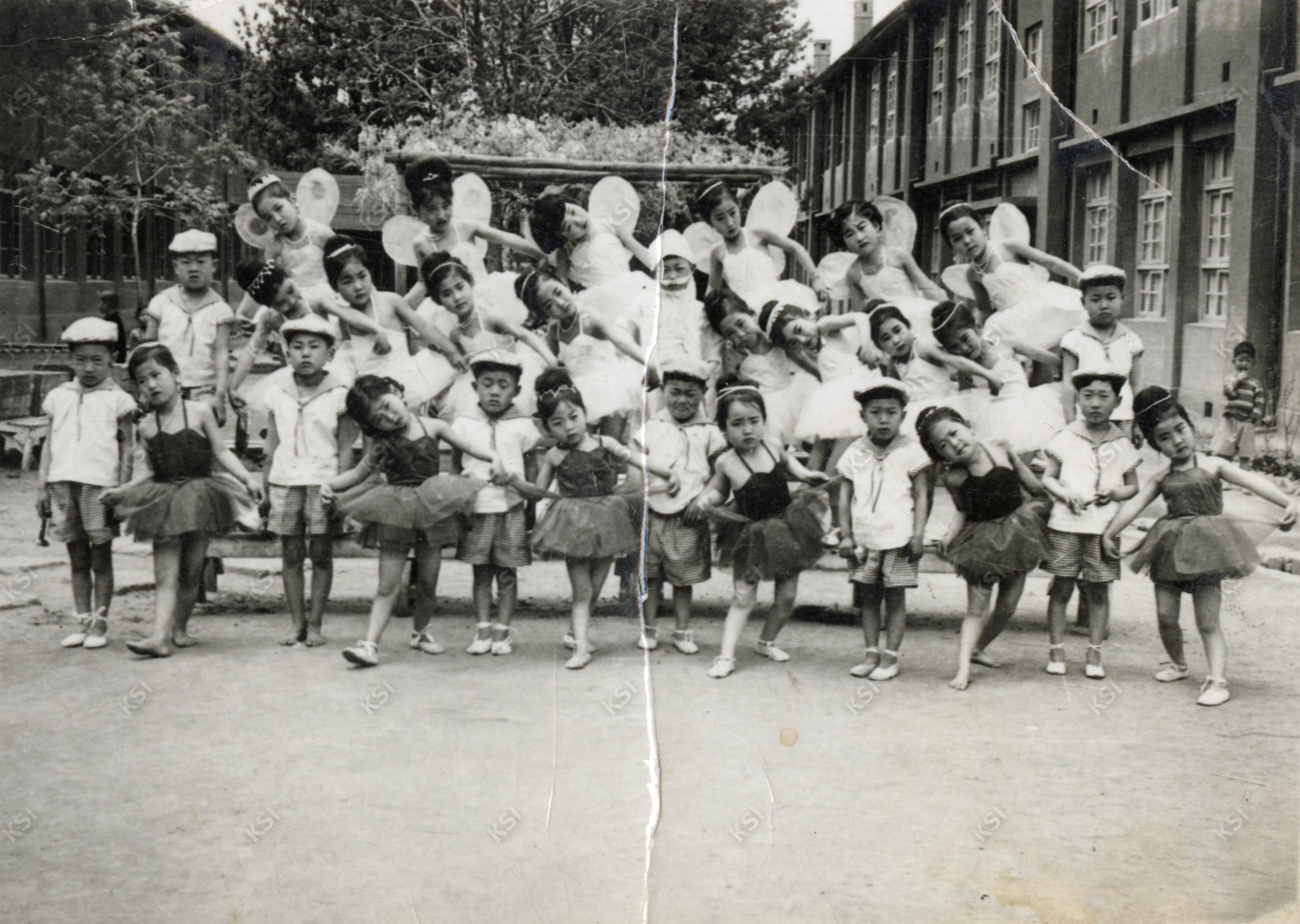 1967년 안동초등학교 학예무용발표회