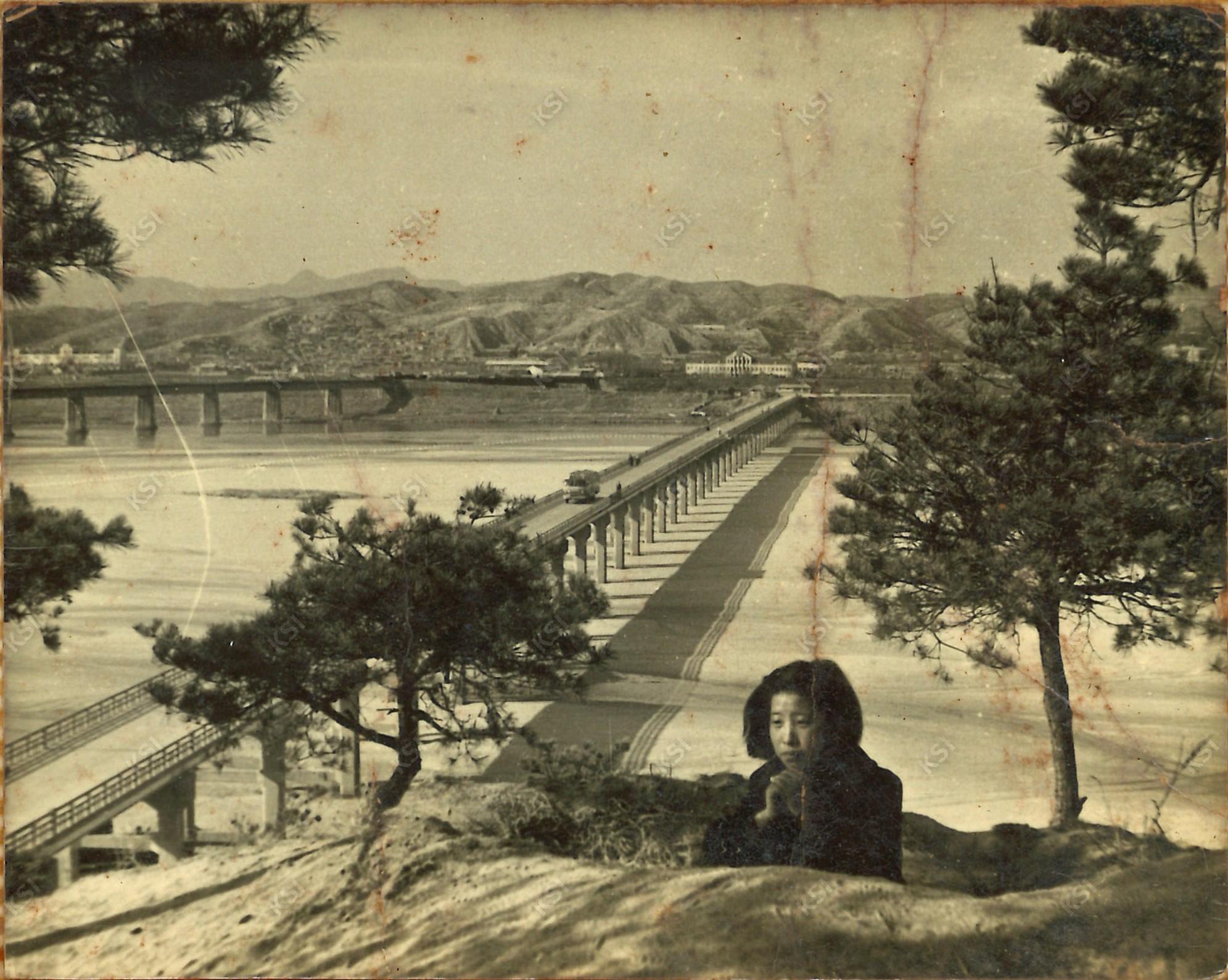 1968년 겨울 영호루 아래에서
