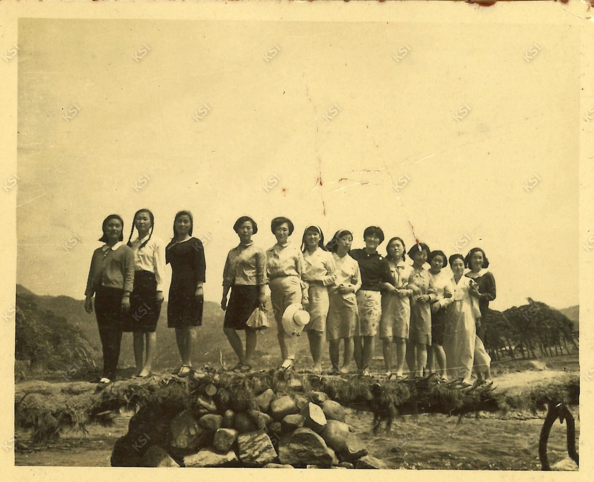 1968년 5월 10일 도산서원 앞 섶다리