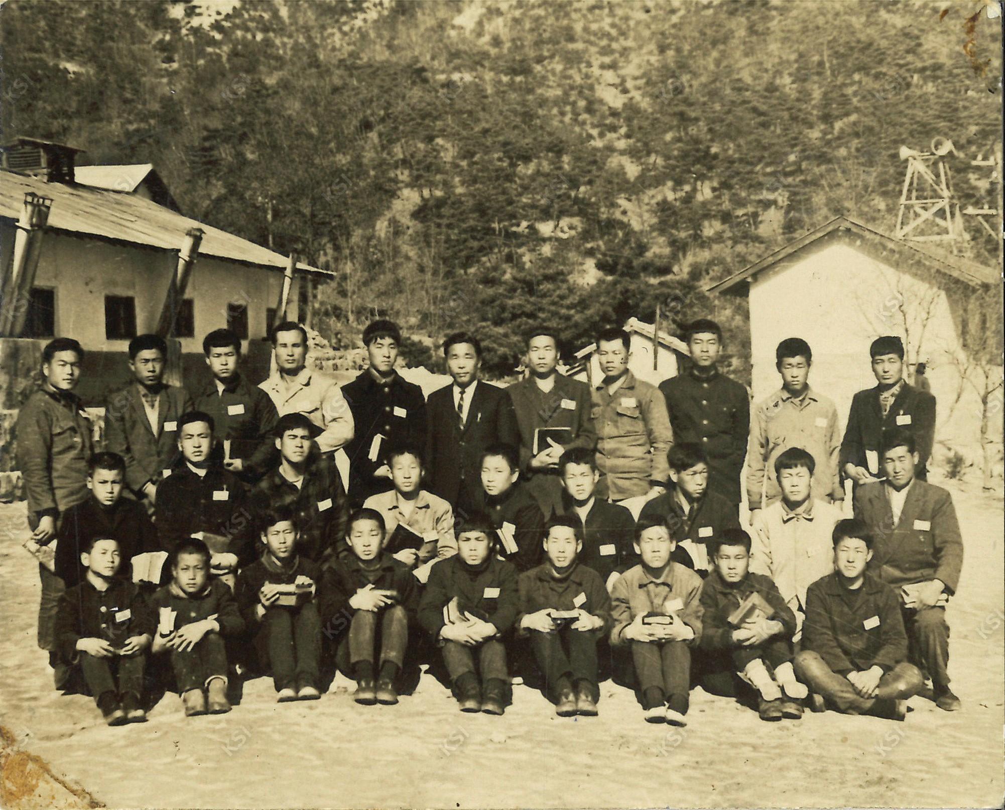 1968년 4월 9일 김천 용문산 기도원에서
