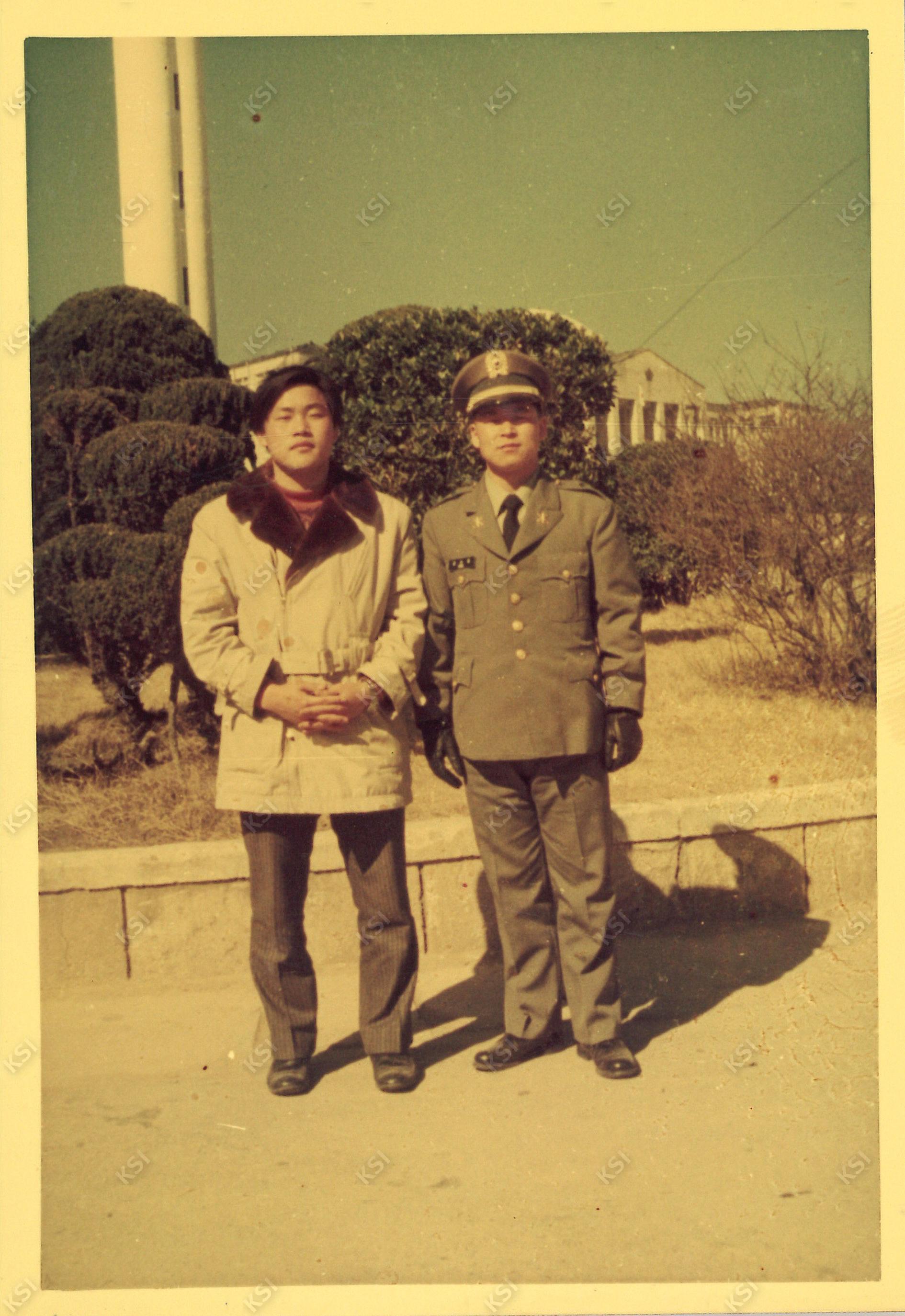 1973년 경북대학교 교정에서