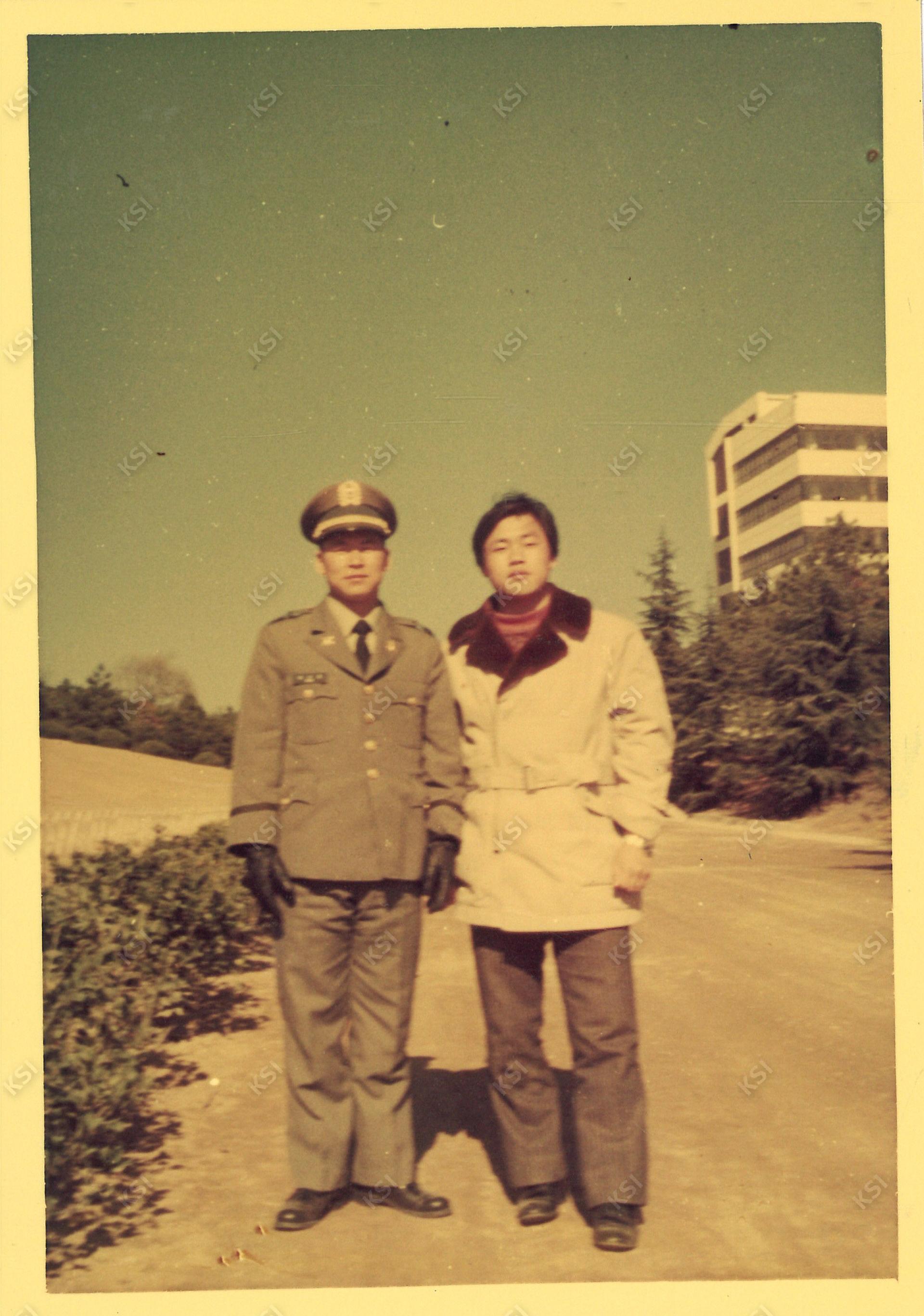 1973년 경북대학교 교정에서