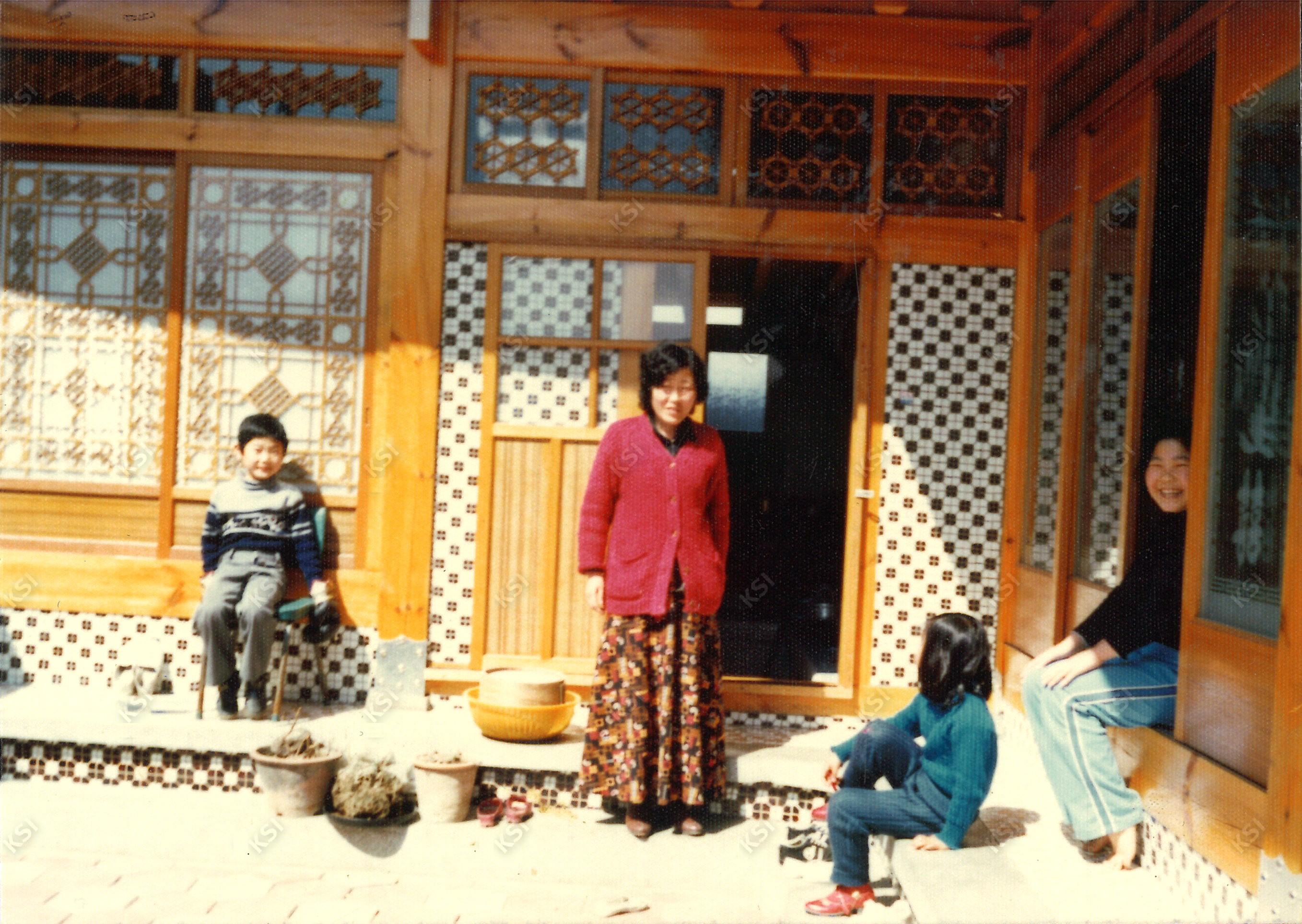 1978년 용상1주공아파트 맞은편에 있던 본가에서