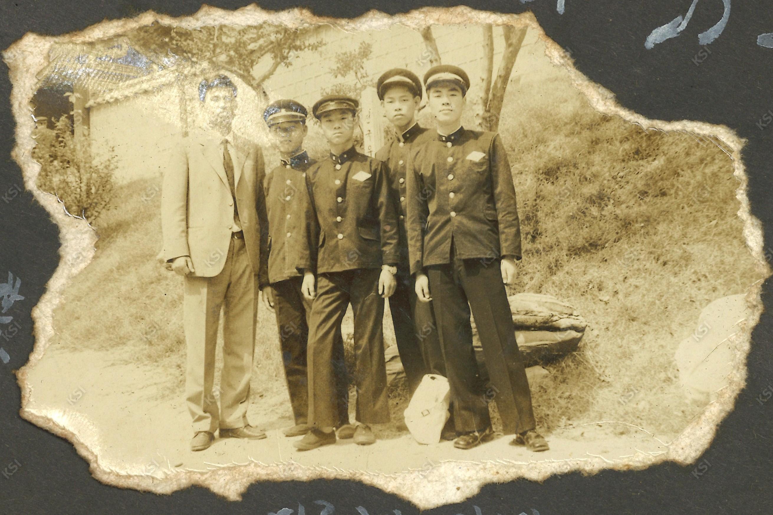 1969~1971년경 도산서원에서 선생님과 동학들