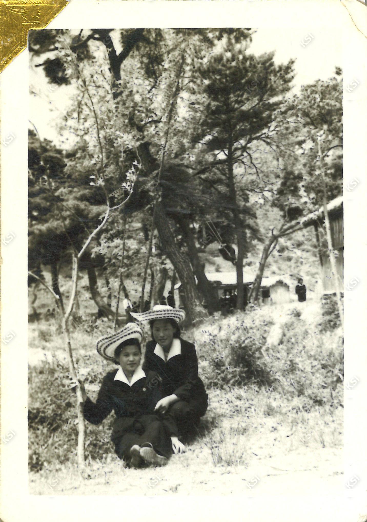 1950년대 후반 암산유원지에서