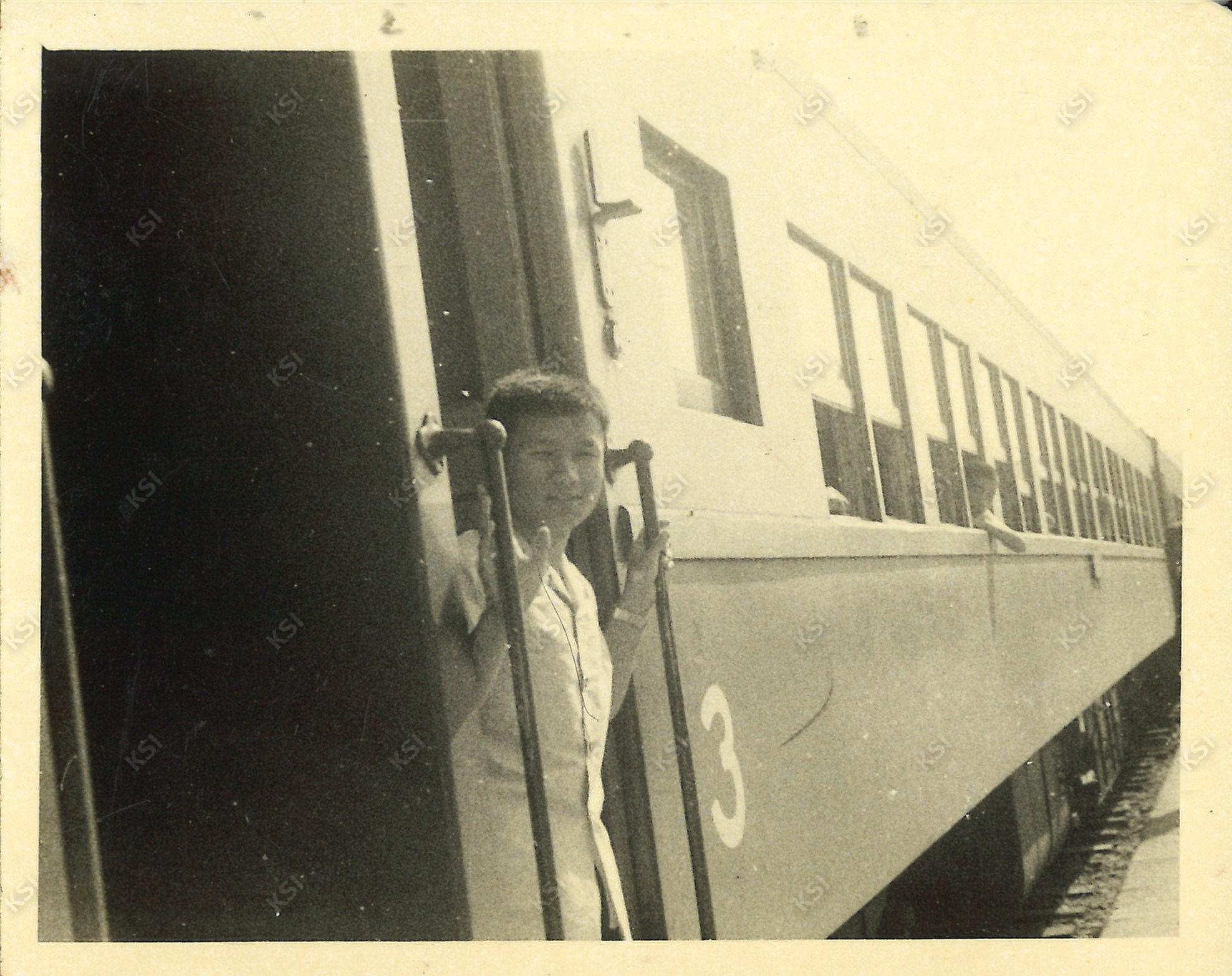 1960년대 후반 서울과 안동을 오가던 중앙선 기차에서