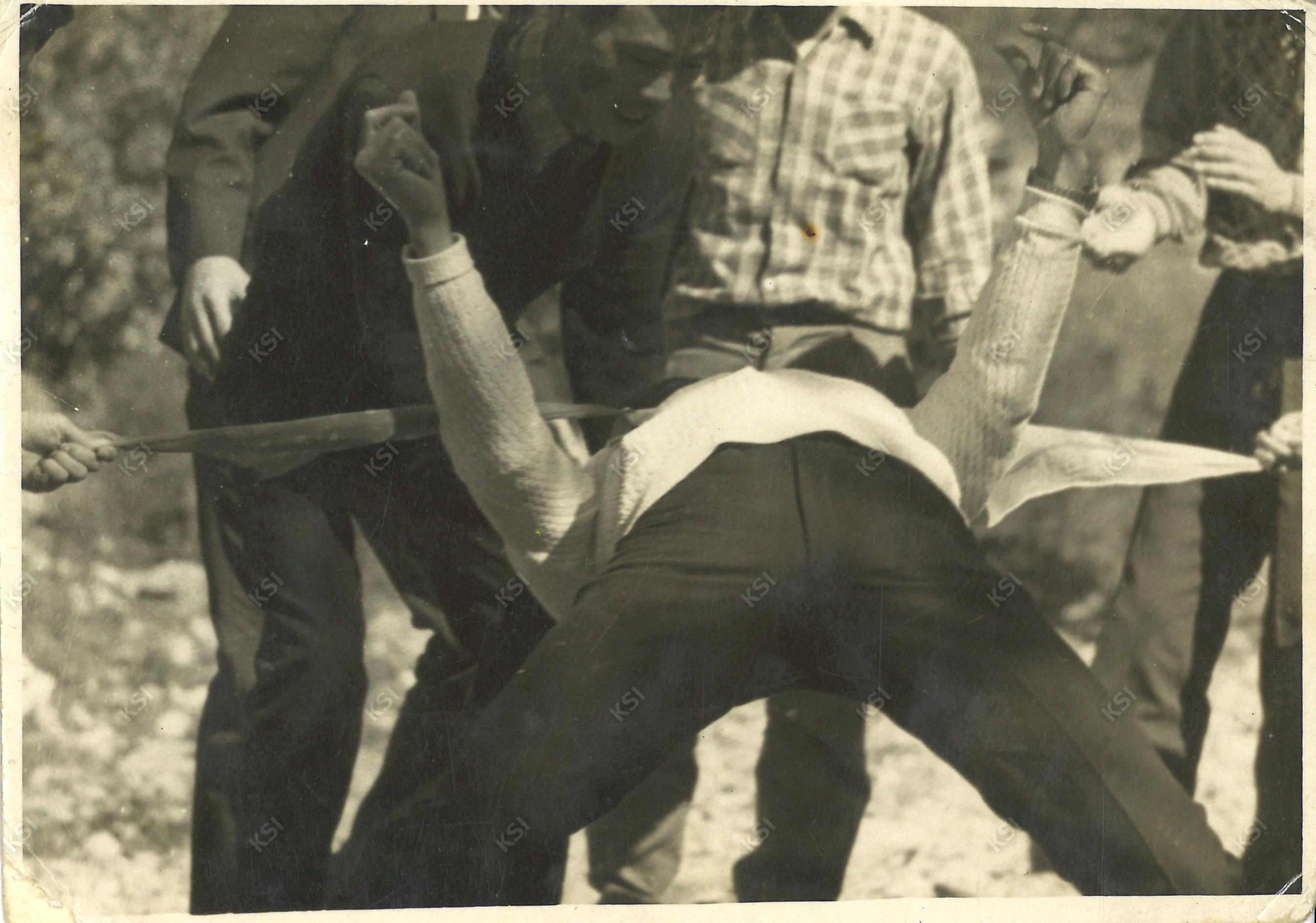 1967년 고교 졸업 후 주왕산 야유회