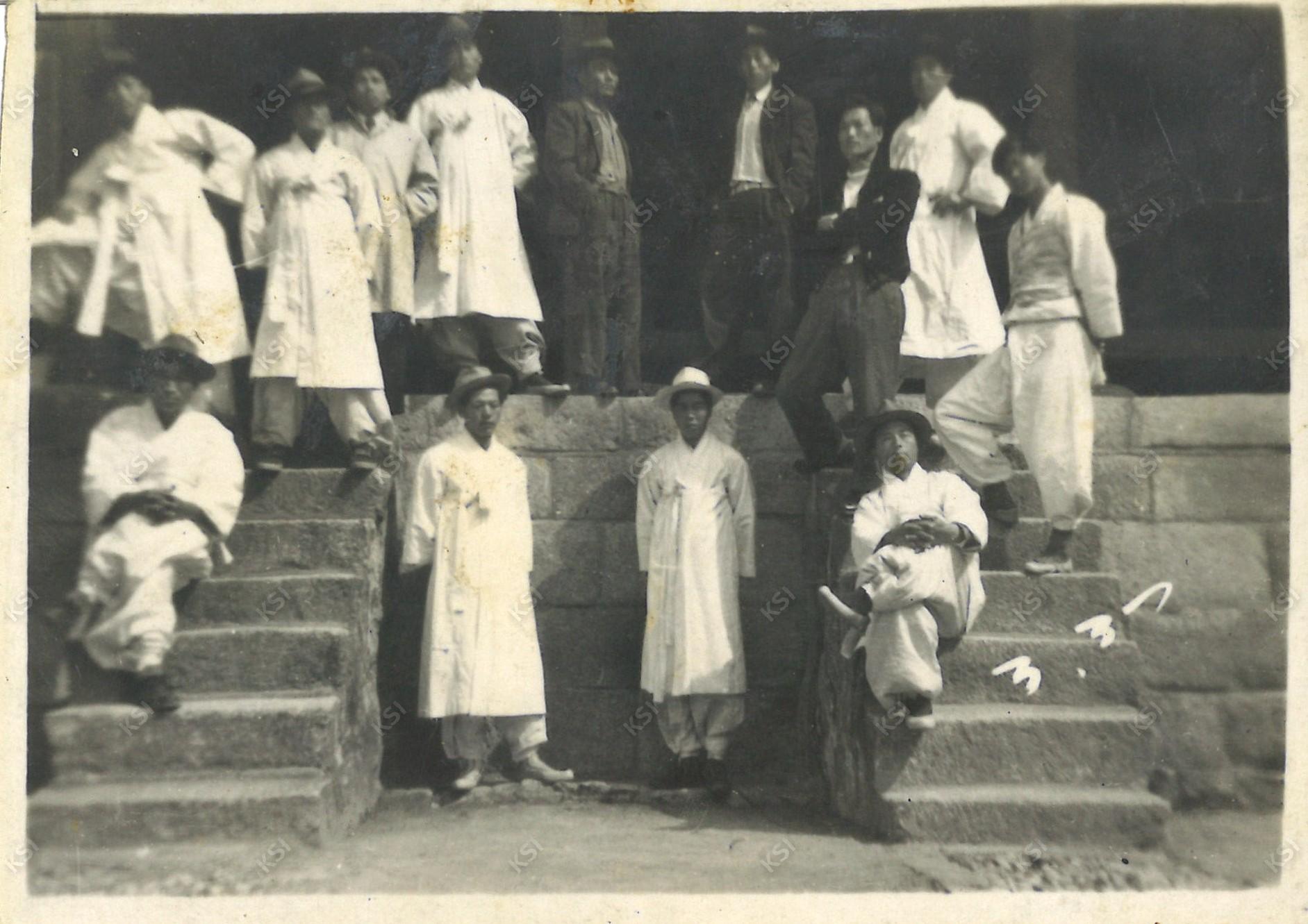 1959년 3월 3일 도산서원 전교당에서