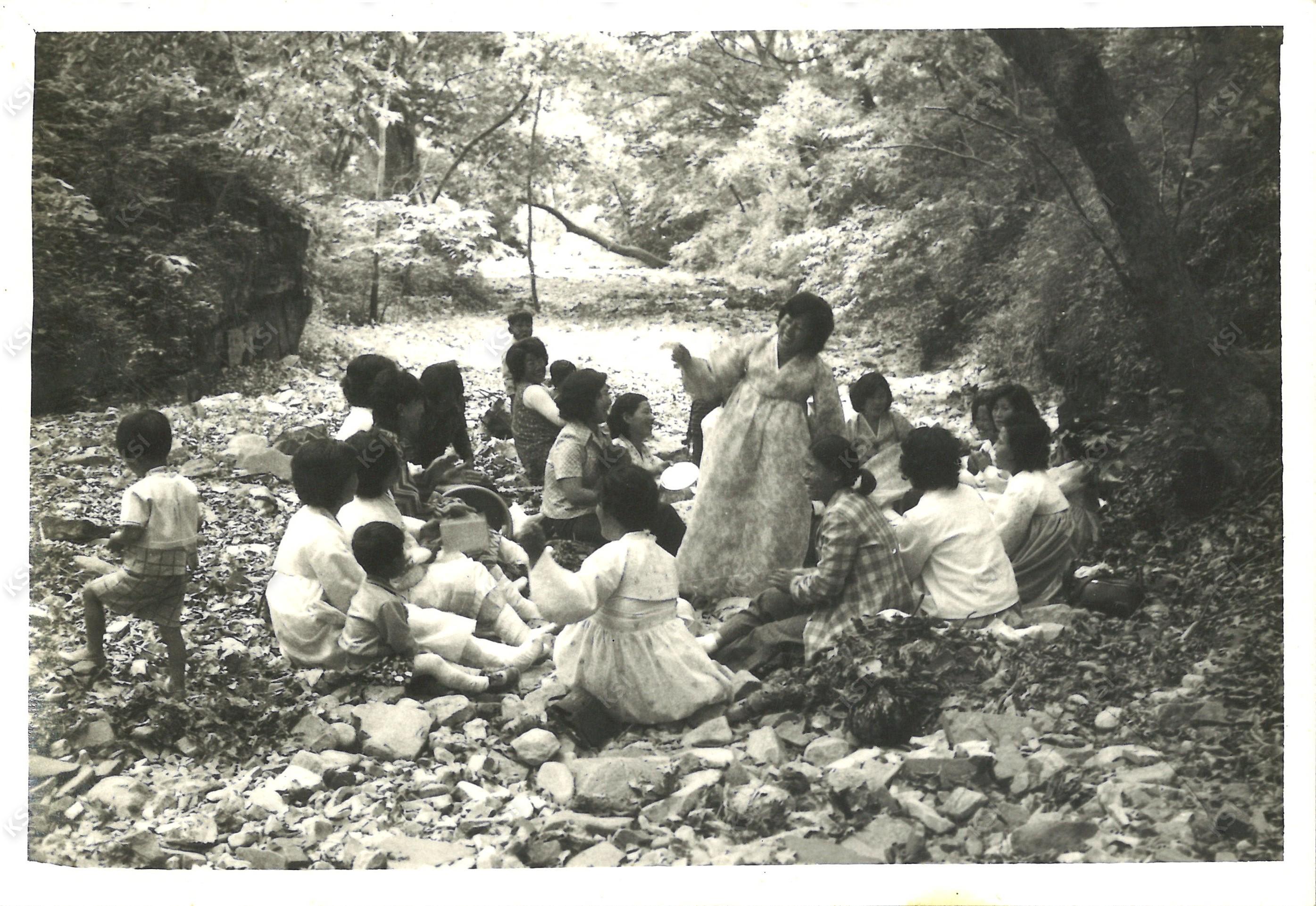 1960년대 의성 고운사 나들이