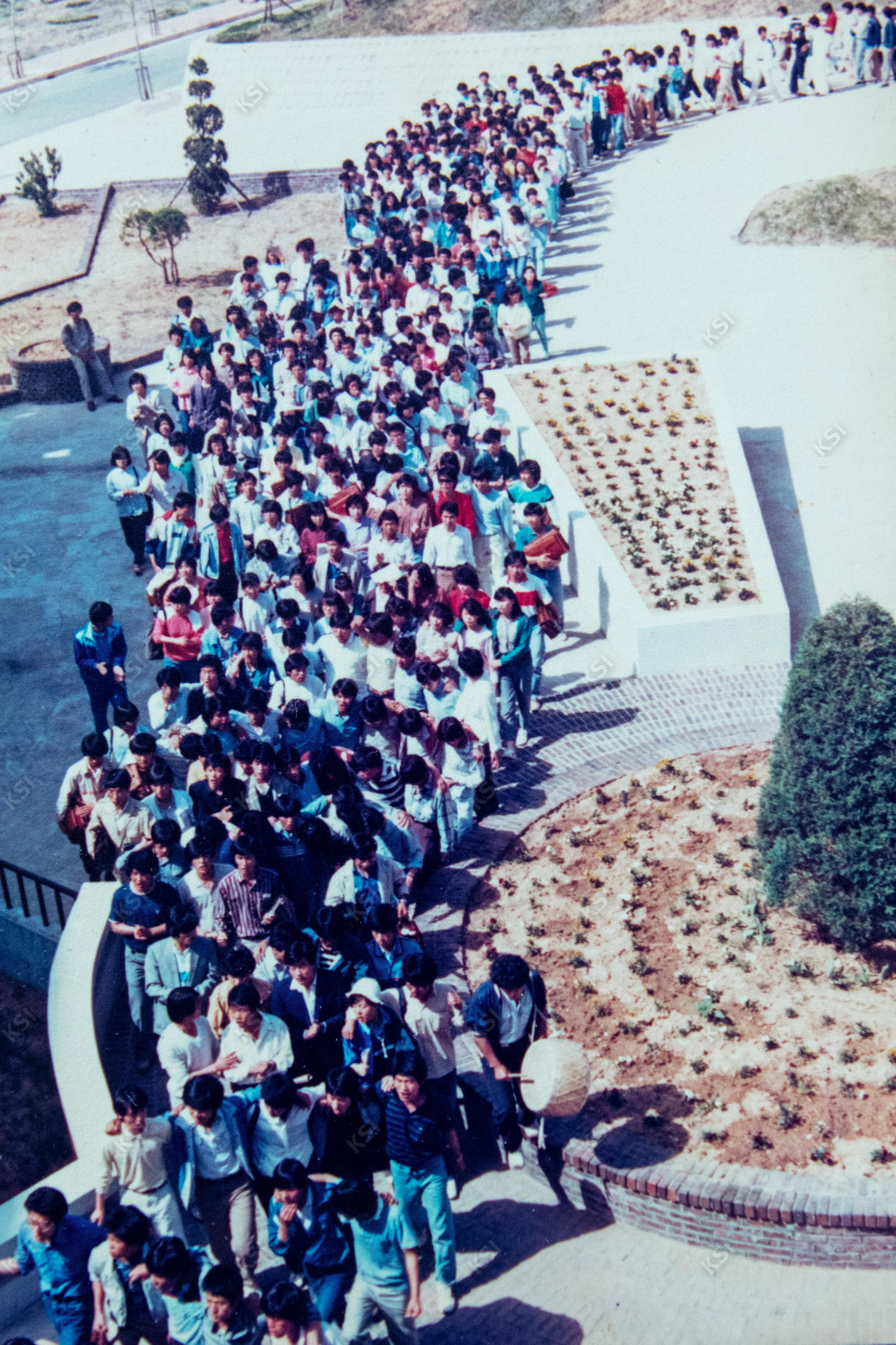 1987년 4월 19일 안동대총학생회 4.19혁명 기념 도보대행진