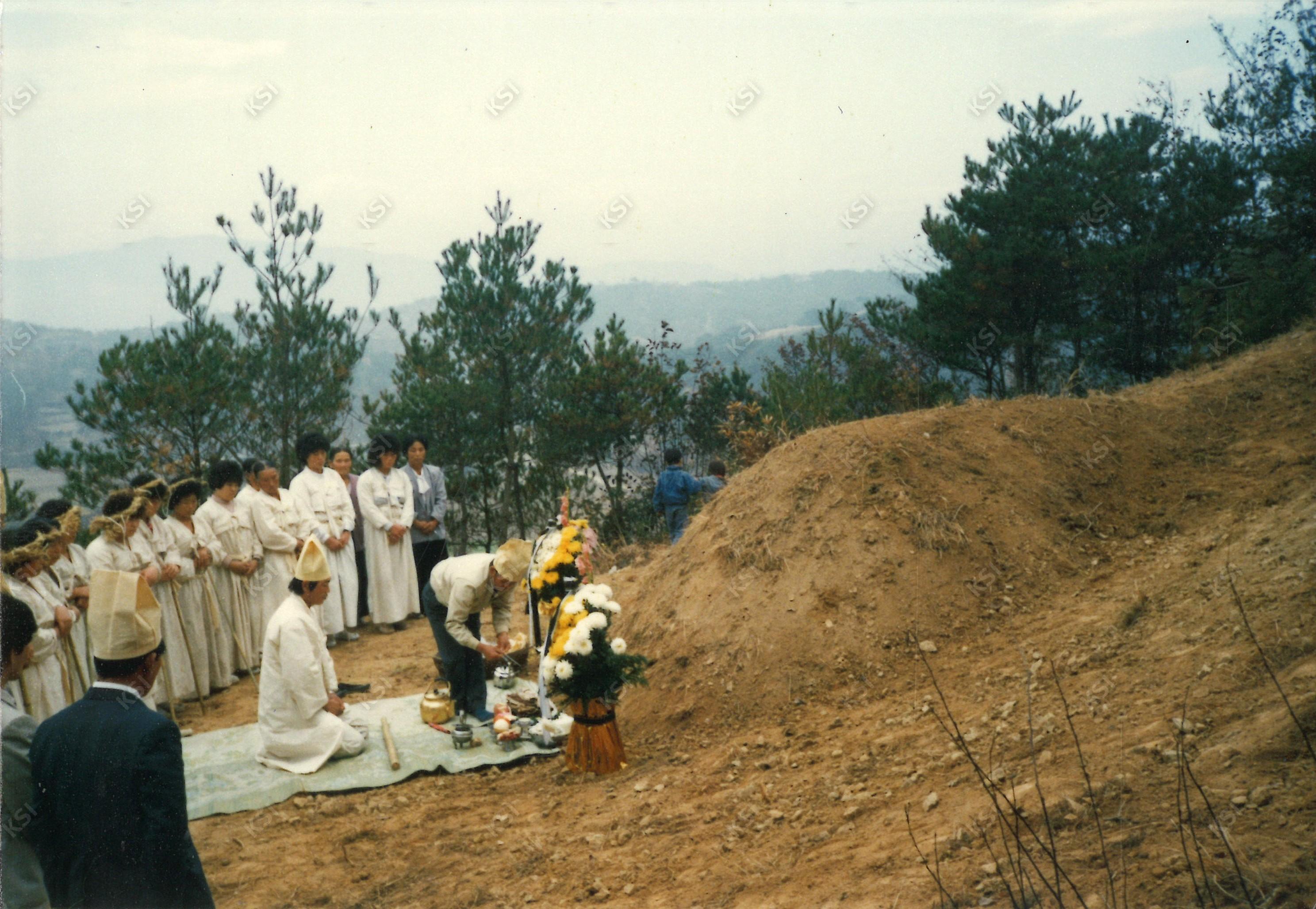 1980년대 북후면 도진리 부친상 장례