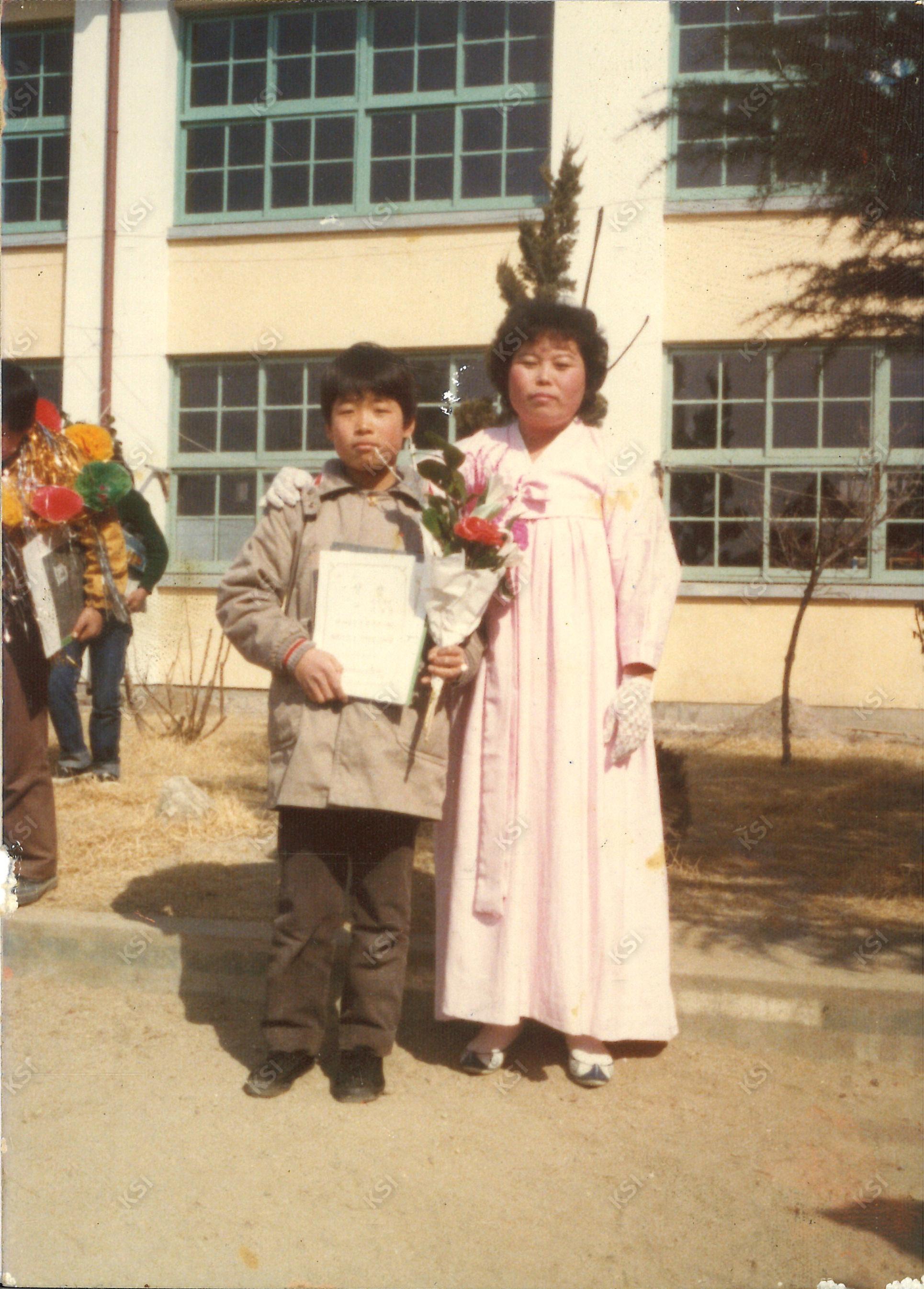 1982년 2월 16일 안동국민학교 졸업식