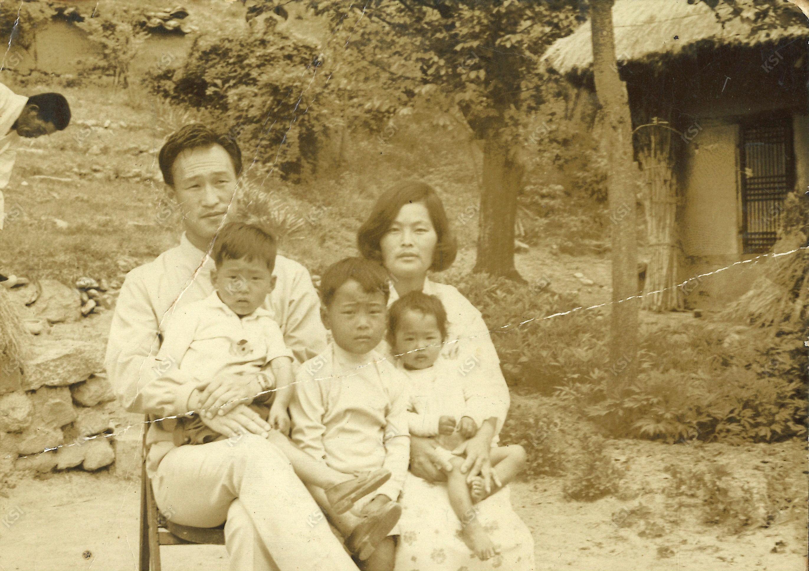 1970년대 경당종가 차종손 가족