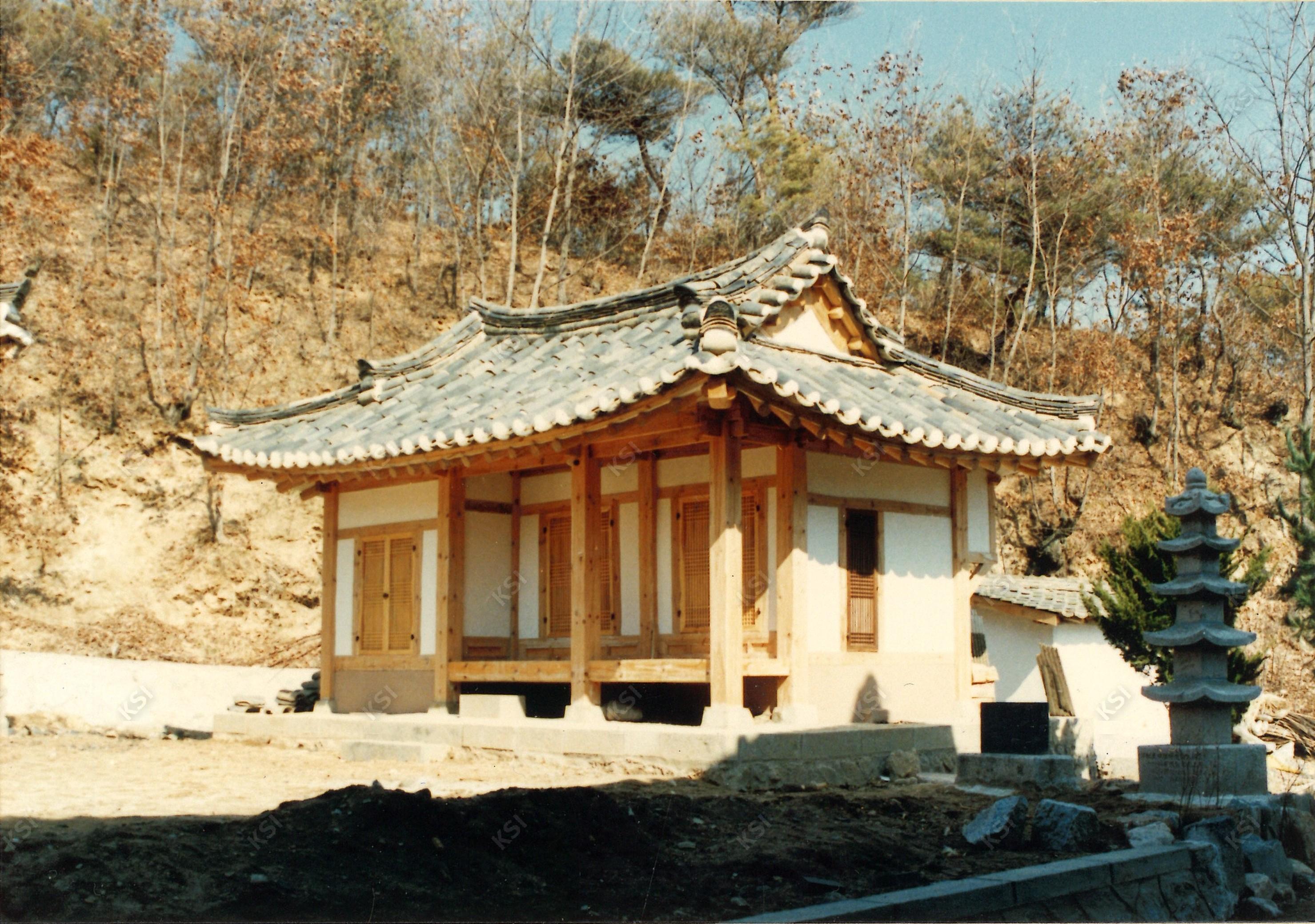 장태사 내부