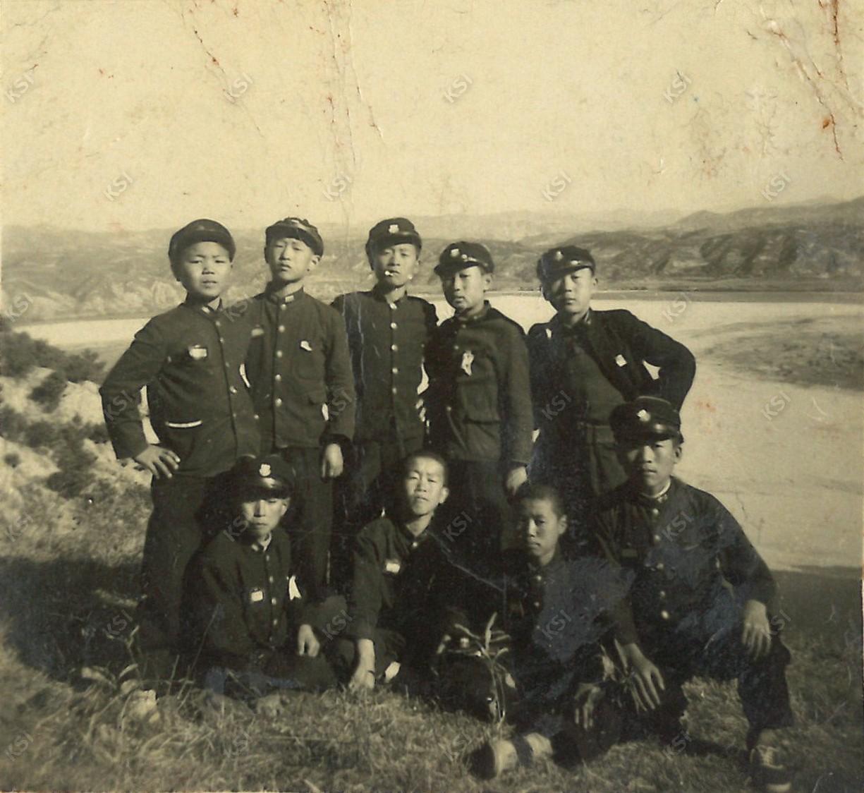 1953년 석문정에서