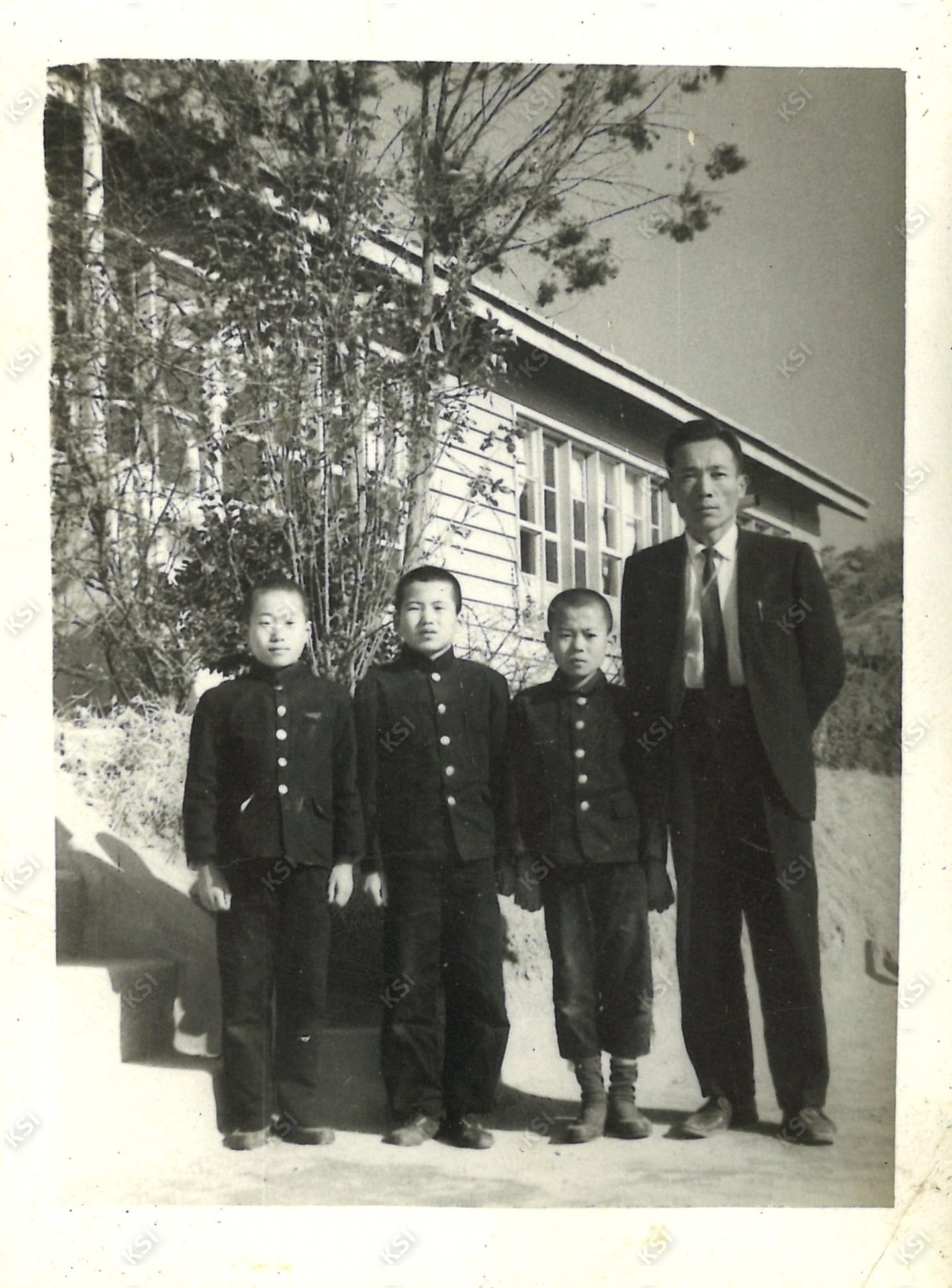1967년 학남국민학교 제17회 졸업생