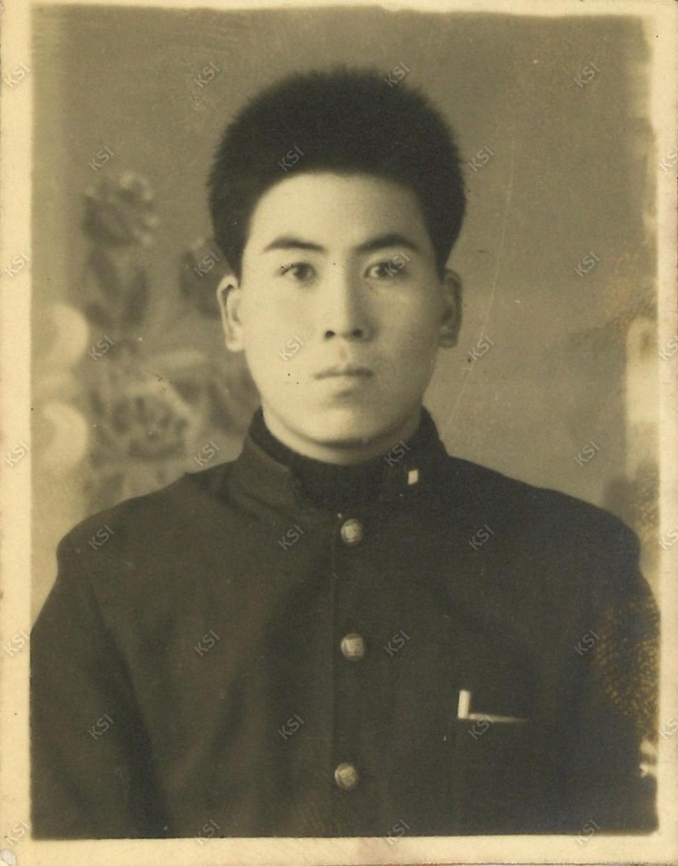 1955년 안동사범학교 3학년 졸업 때