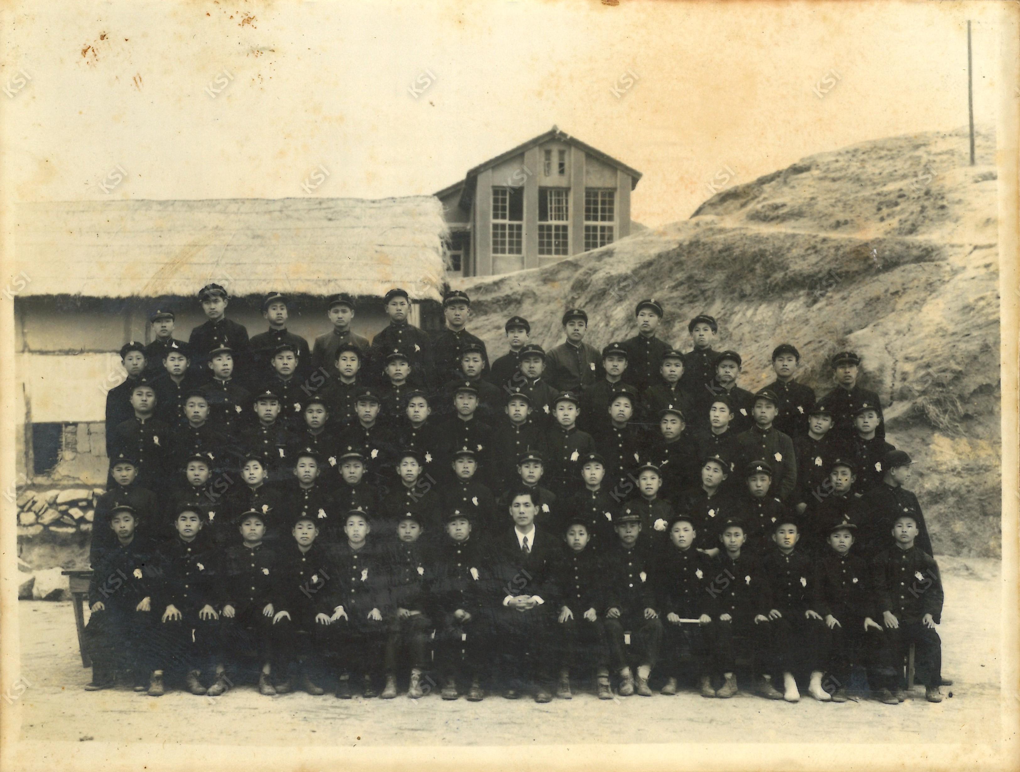 1950년대 안동사범학교 졸업사진