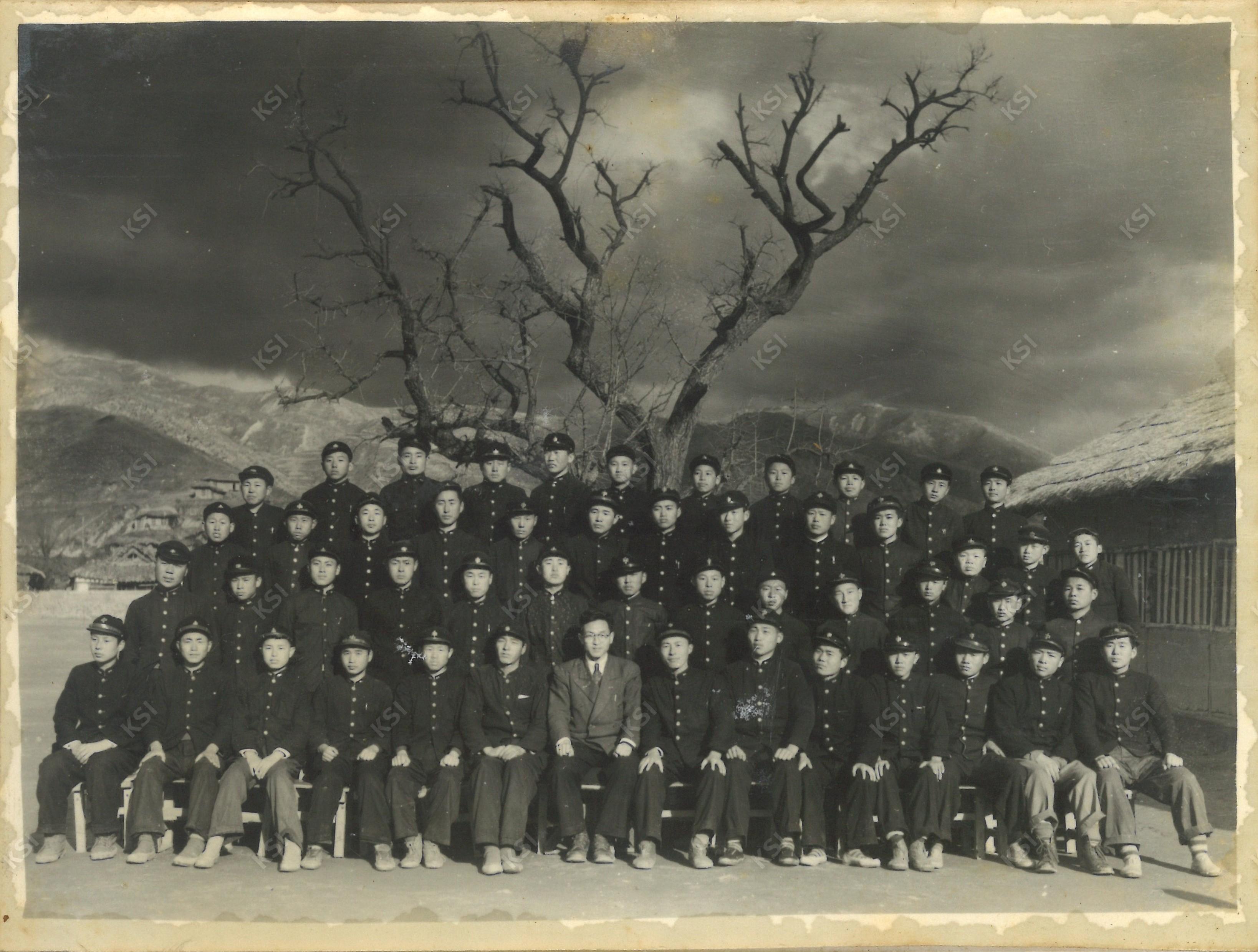 1950년대 안동사범학교 졸업사진